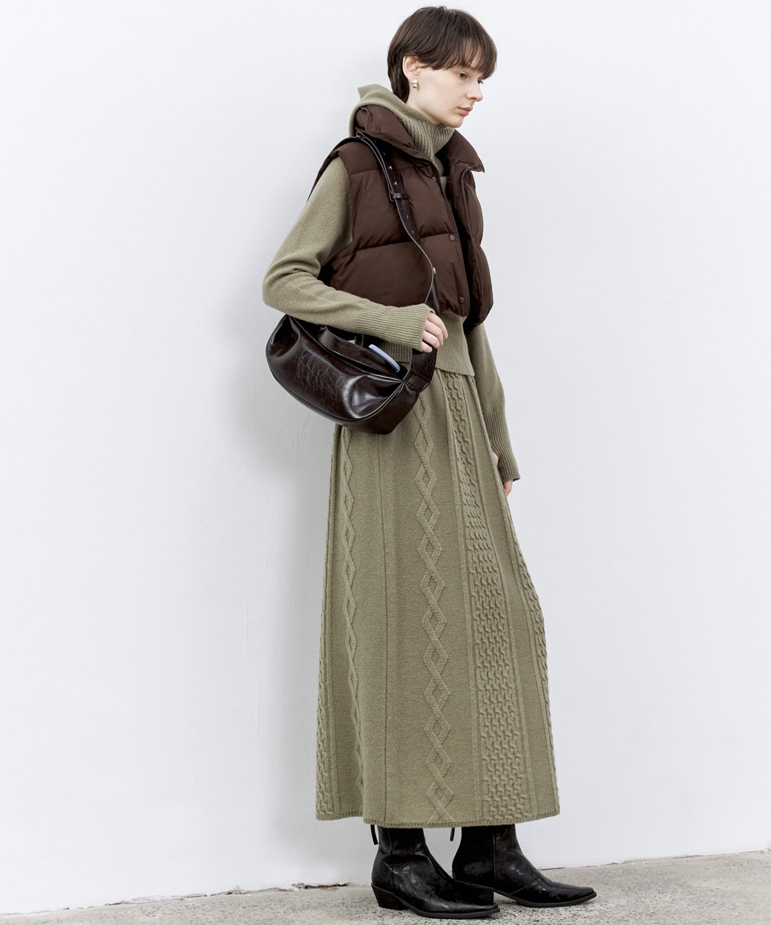 Cropped Puffer Vest with Moldable Neckline