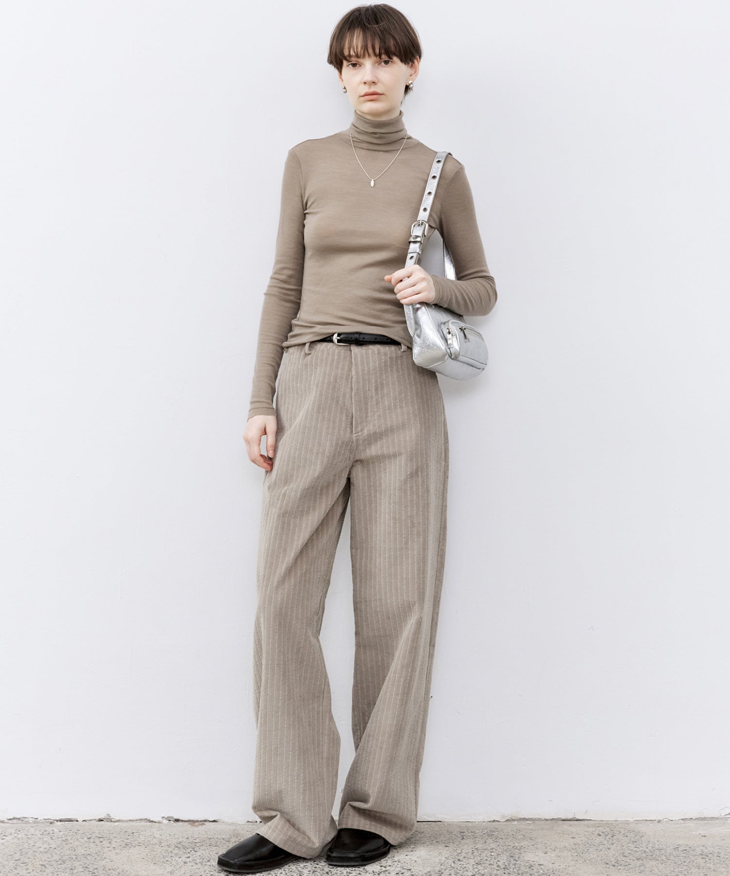 Draped Texture Wool Turtleneck Long Sleeve Top