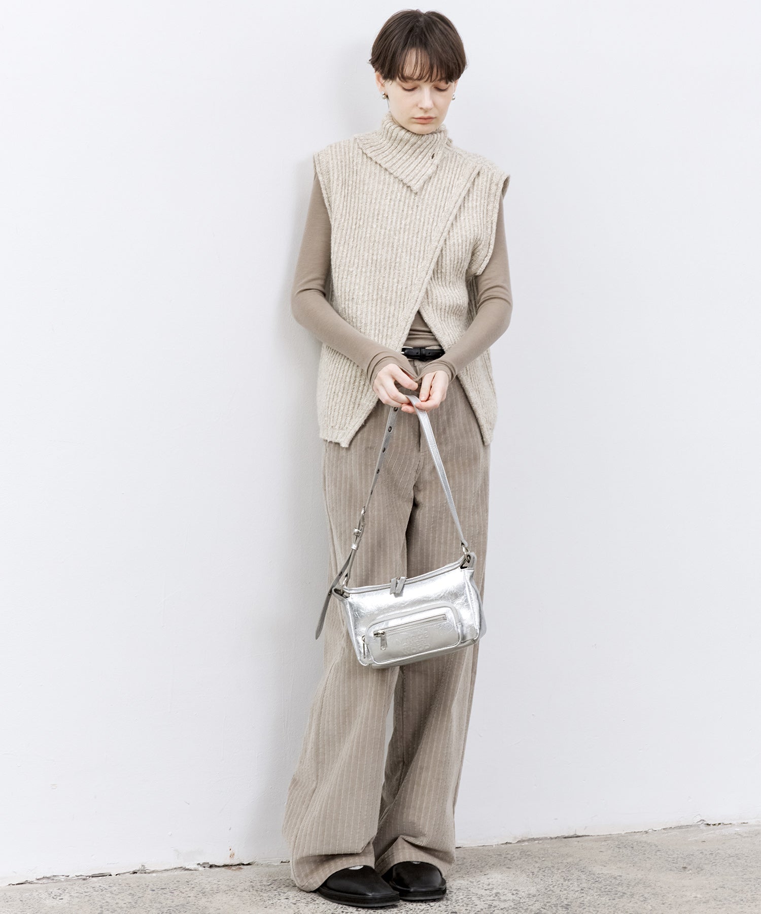 Draped Texture Wool Turtleneck Long Sleeve Top