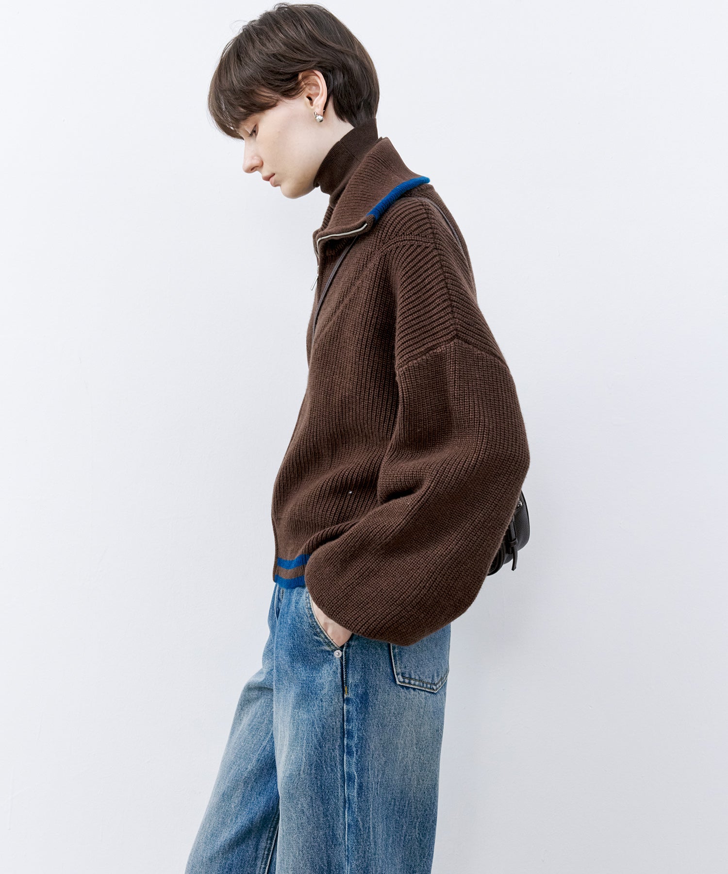 Contrast Panel Wool Zip Cardigan with Dual-Way Collar