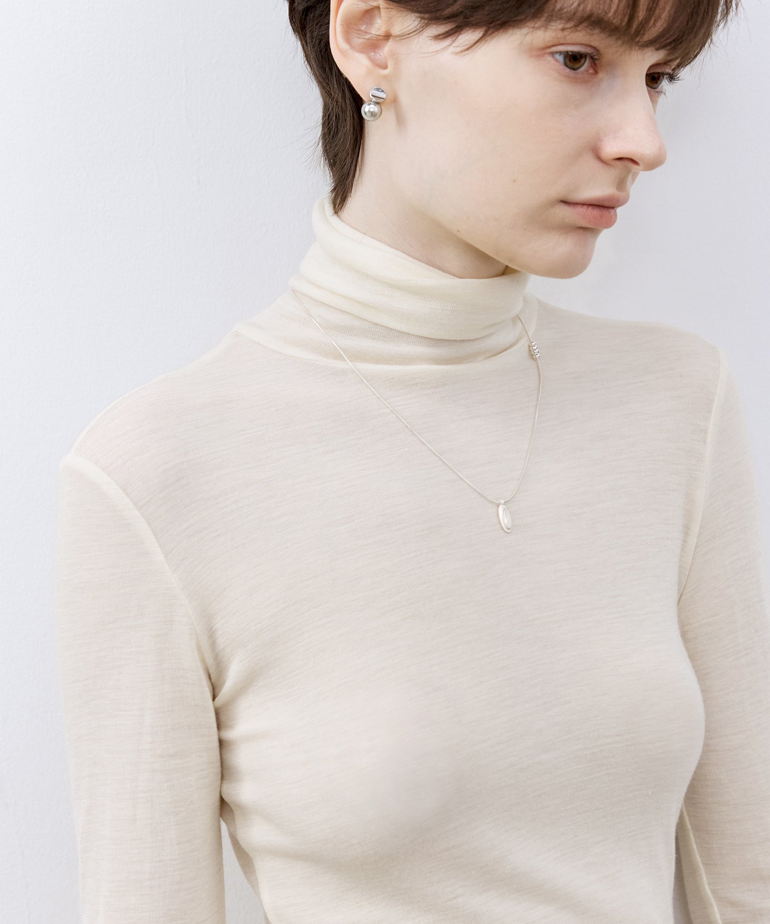 Draped Texture Wool Turtleneck Long Sleeve Top