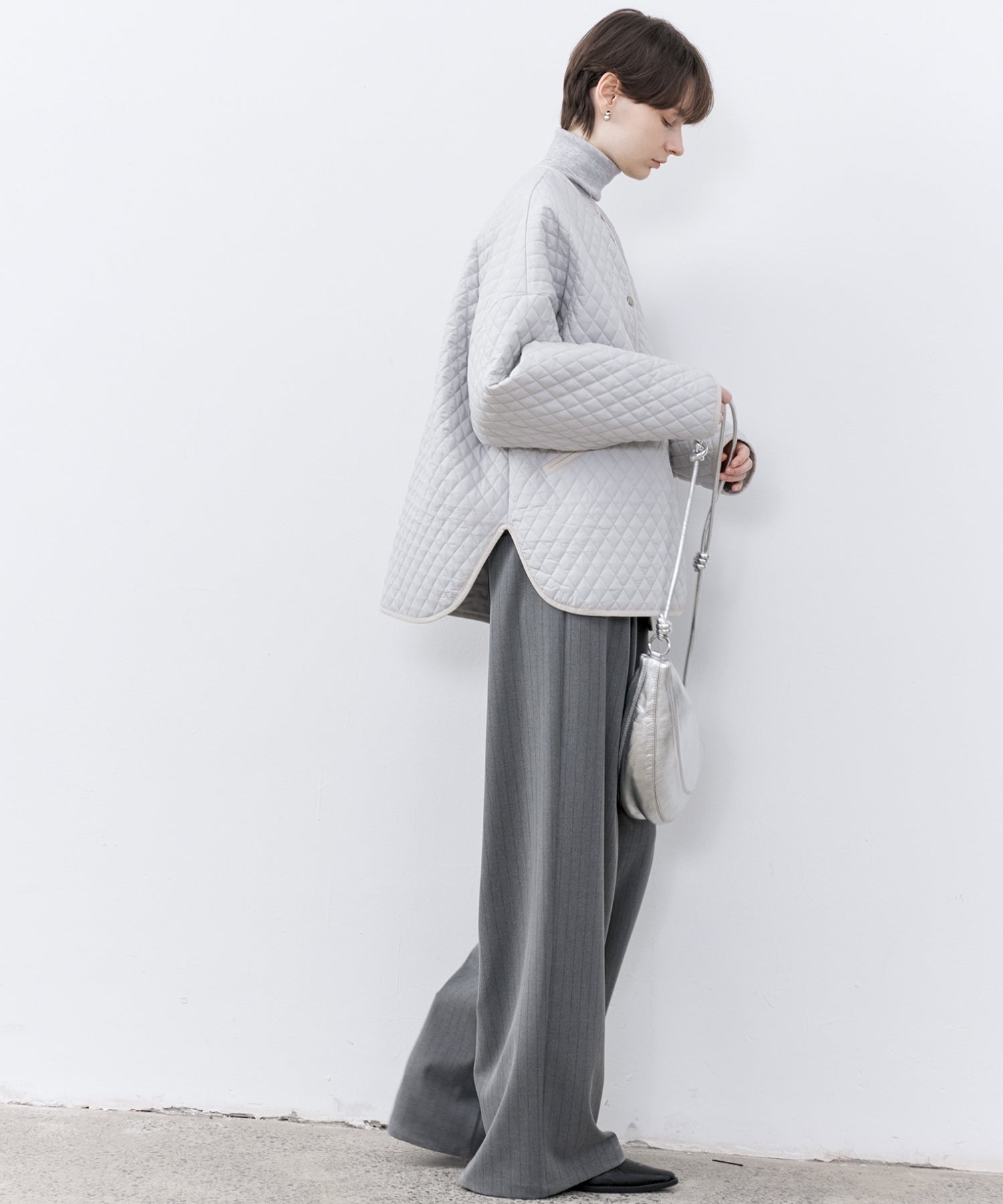 Diamond Quilted Round Neck Padded Jacket
