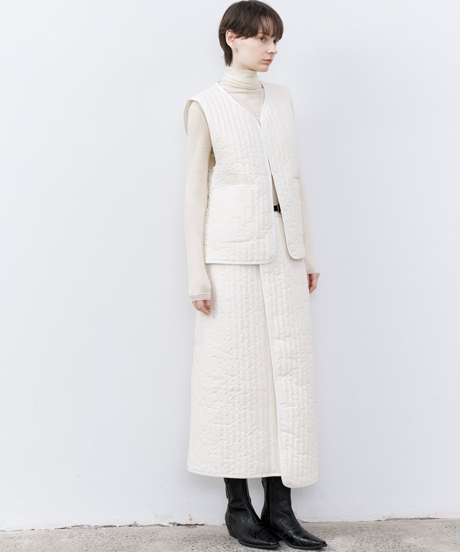 Draped Texture Wool Turtleneck Long Sleeve Top