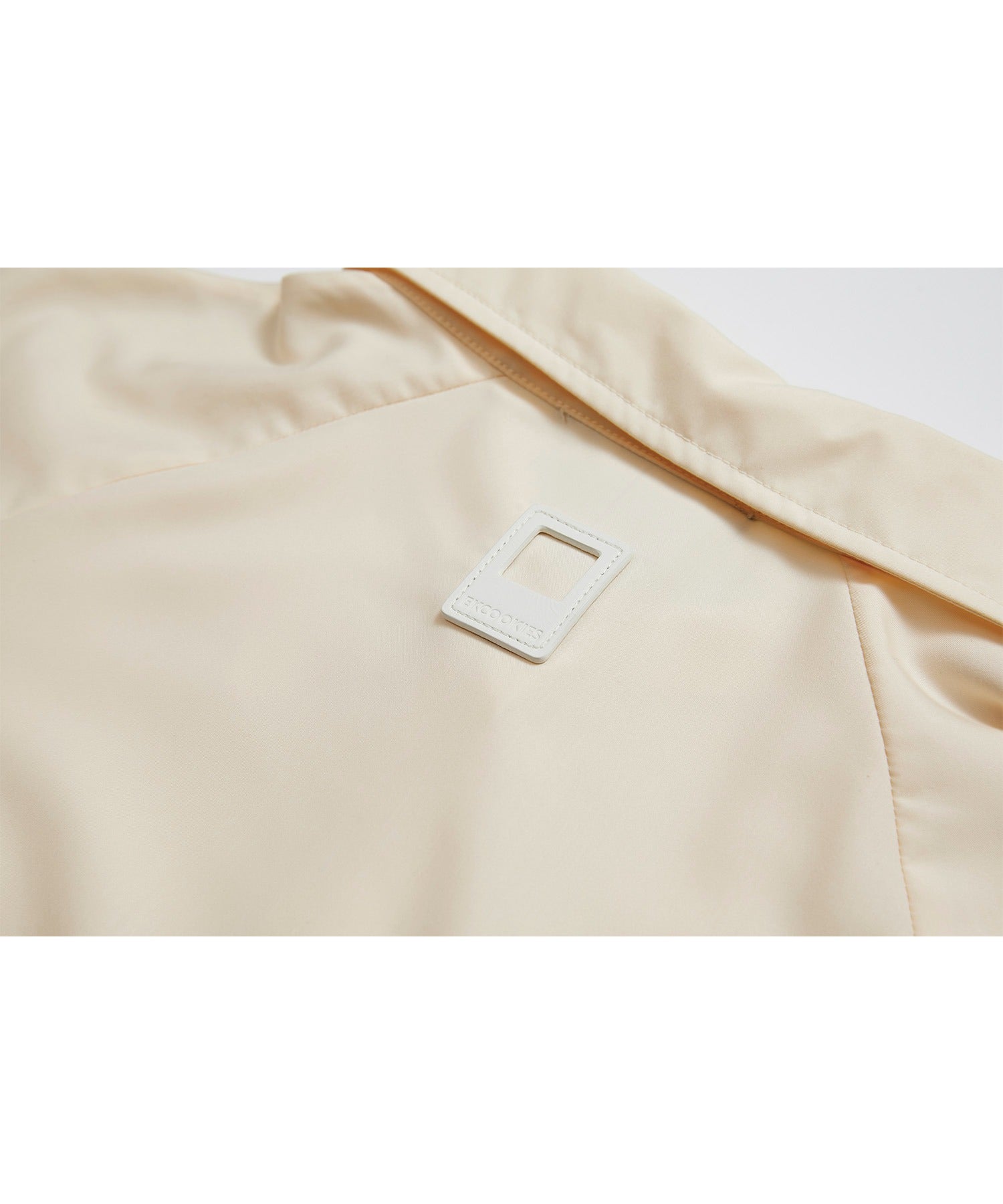 Loose Fit Shirt with Sleeve Line Panels