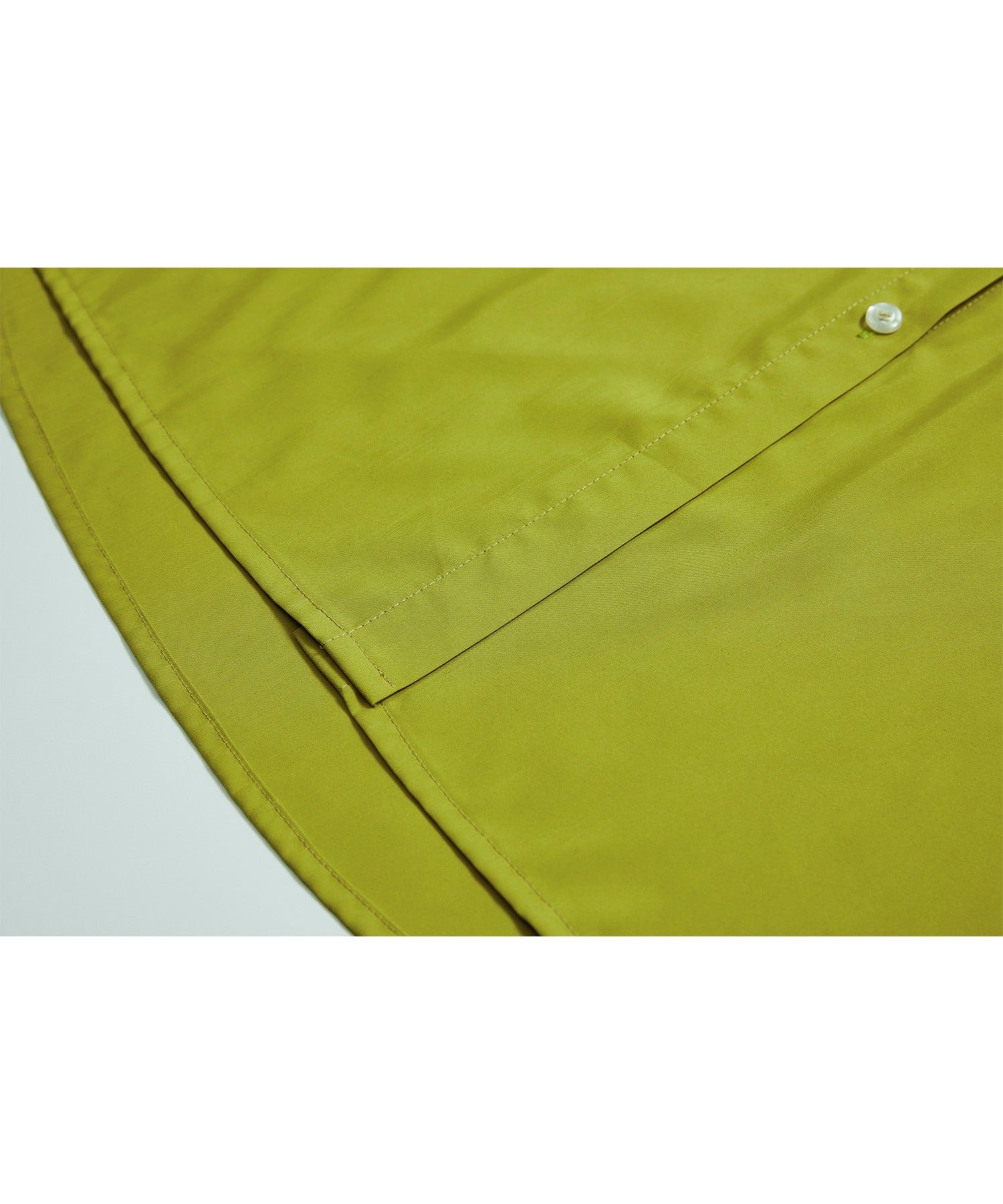 Loose Fit Shirt with Sleeve Line Panels