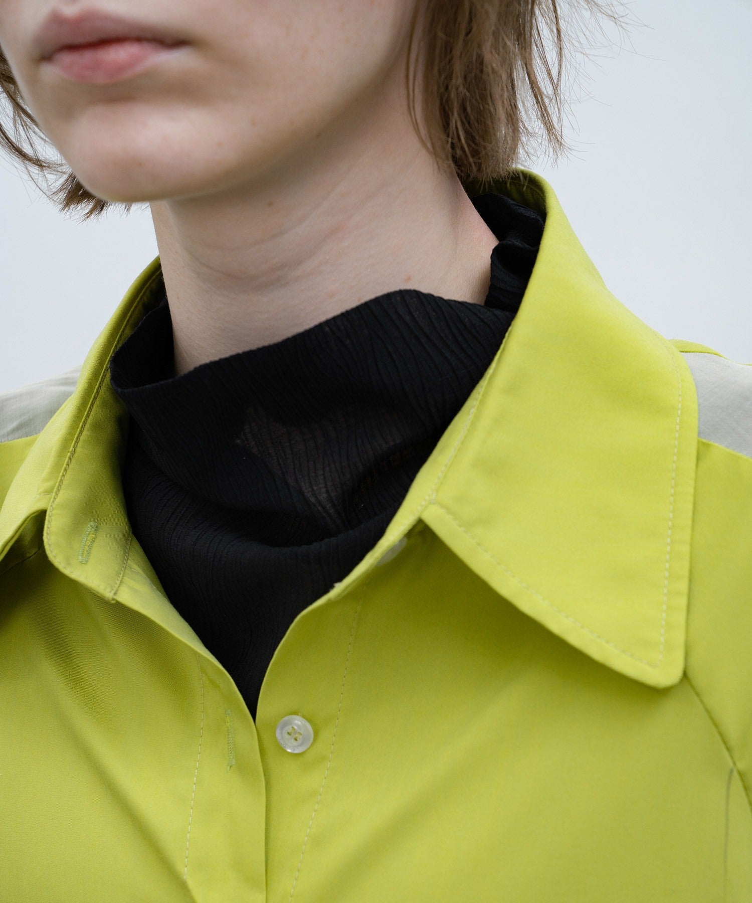 Loose Fit Shirt with Sleeve Line Panels