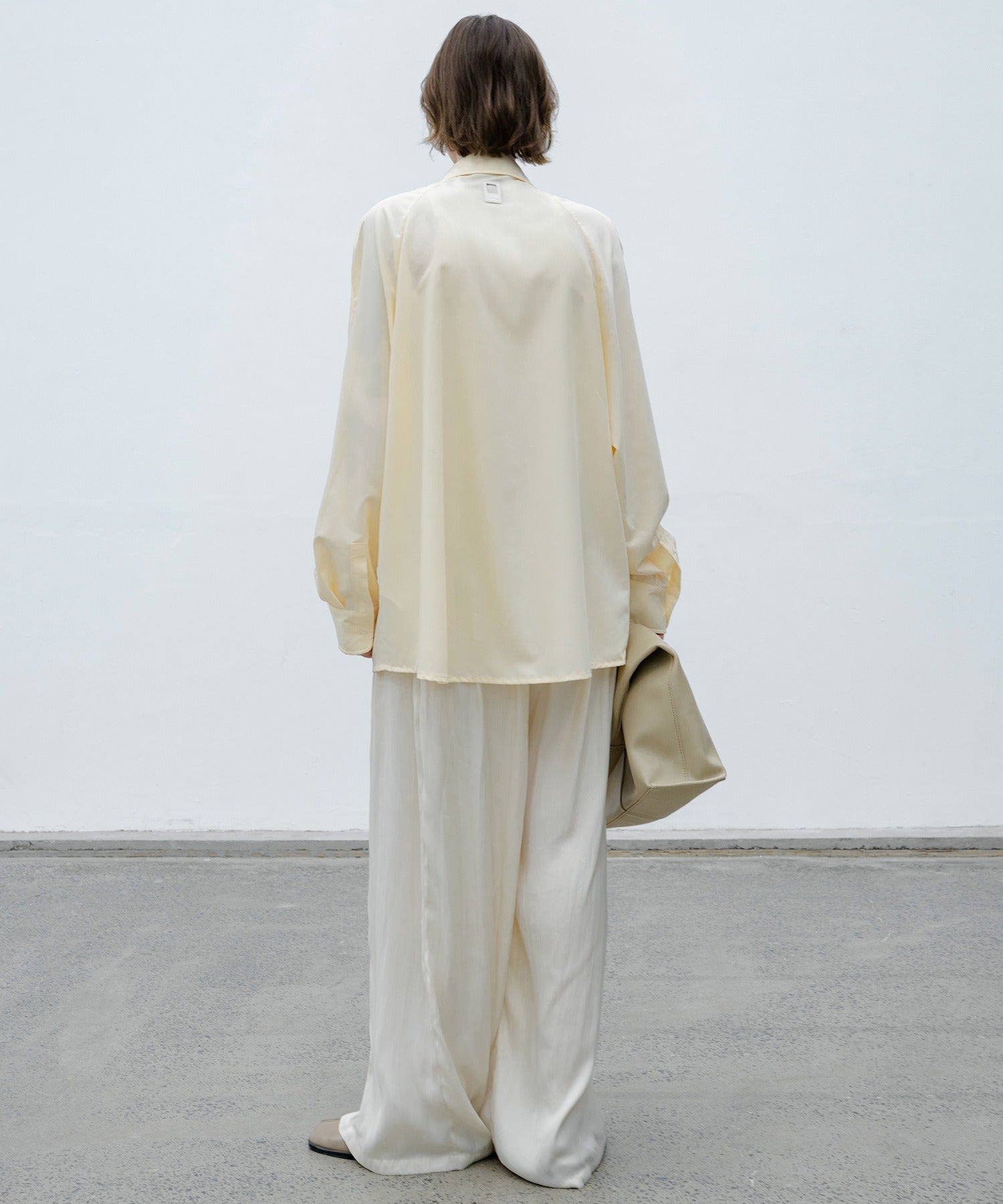 Loose Fit Shirt with Sleeve Line Panels