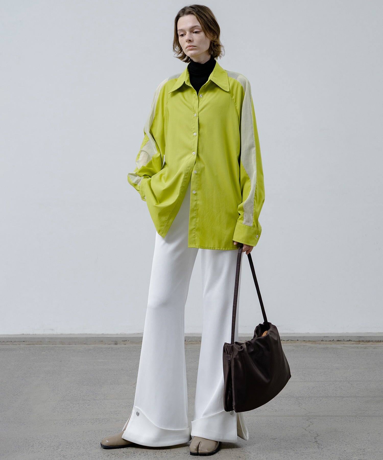 Loose Fit Shirt with Sleeve Line Panels