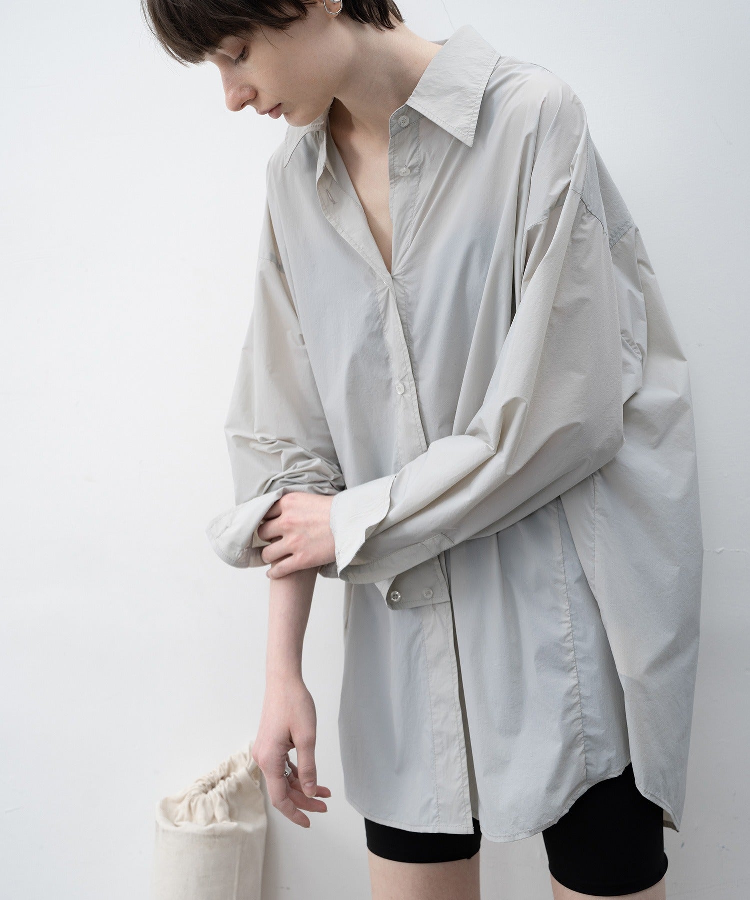 big silhouette narrow shirt