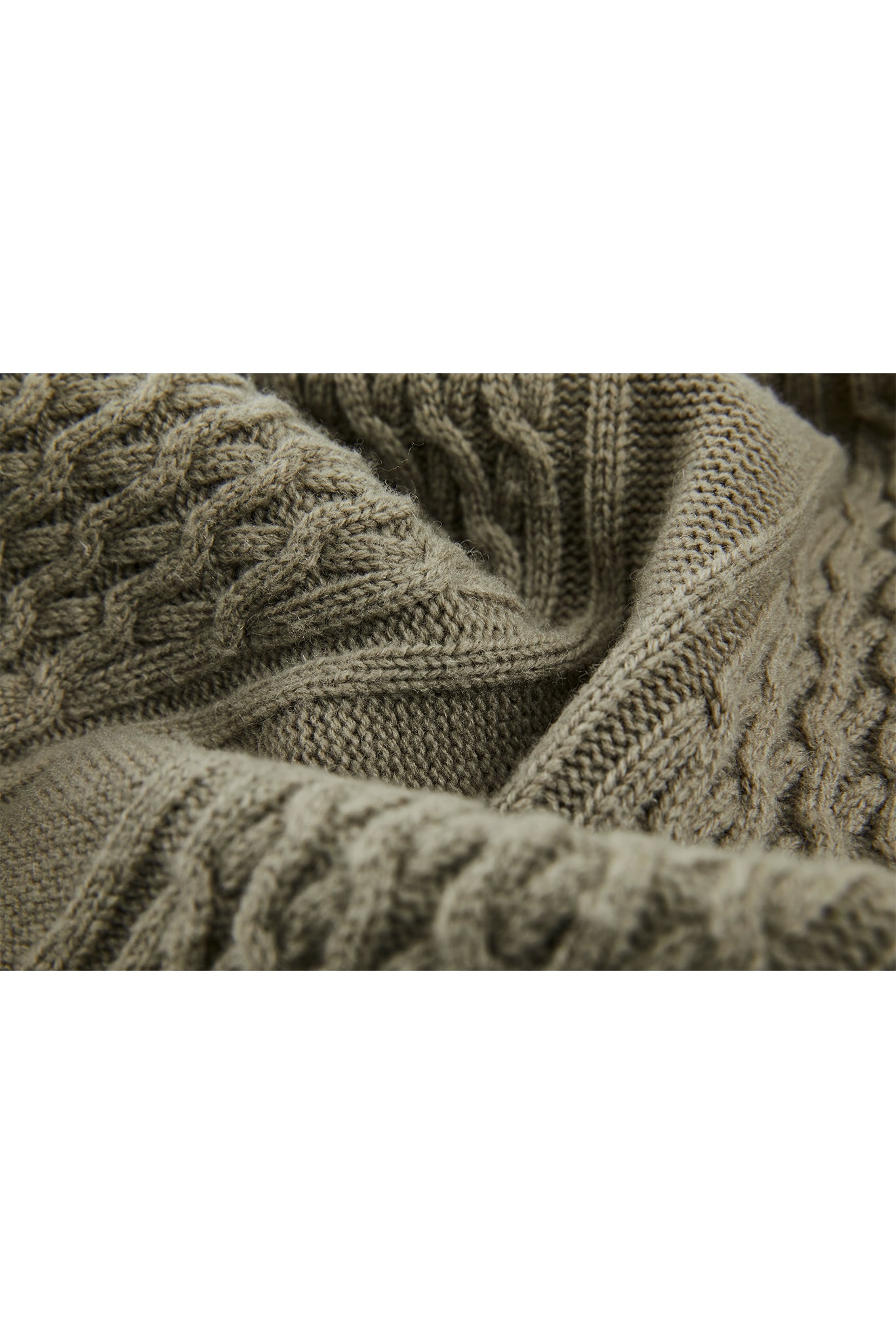 Cable Knit Wool Flare Skirt