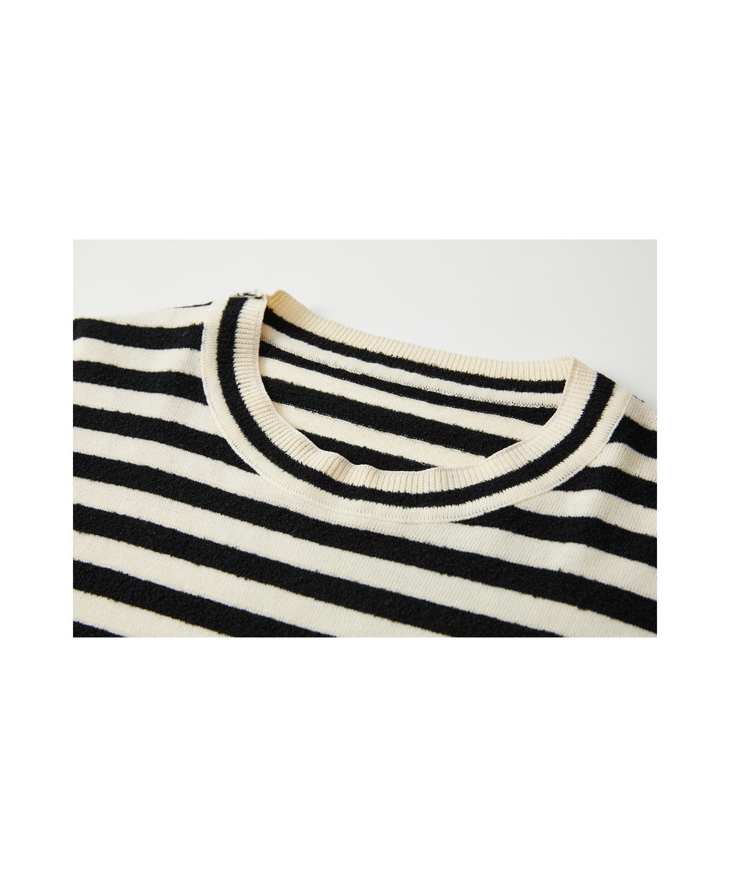 Textured Stripe Crew Neck Knit Sweater