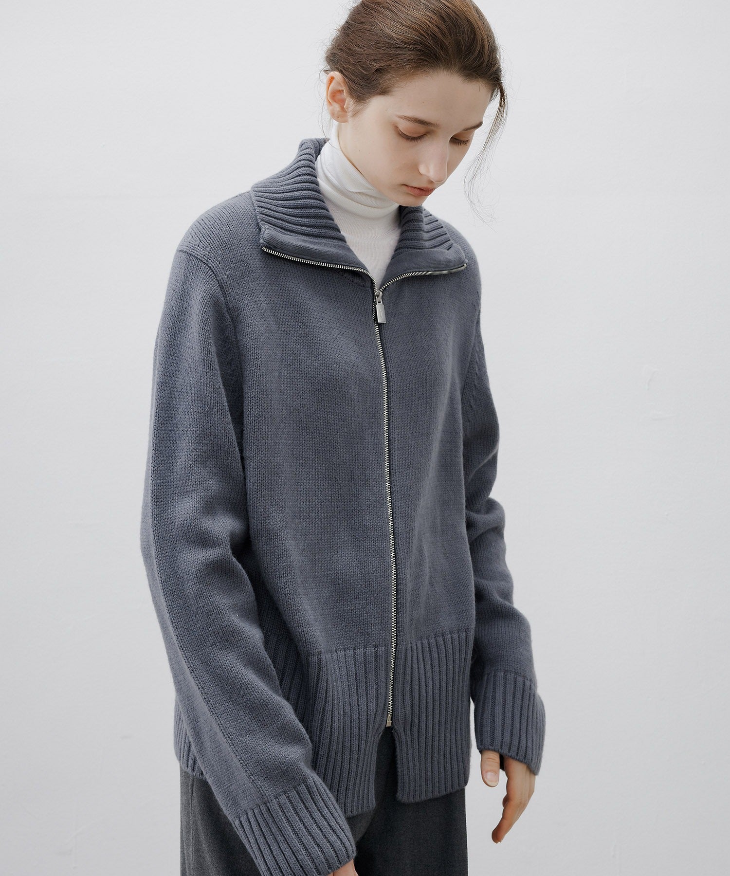 Ribbed Knit Zip-Up Top