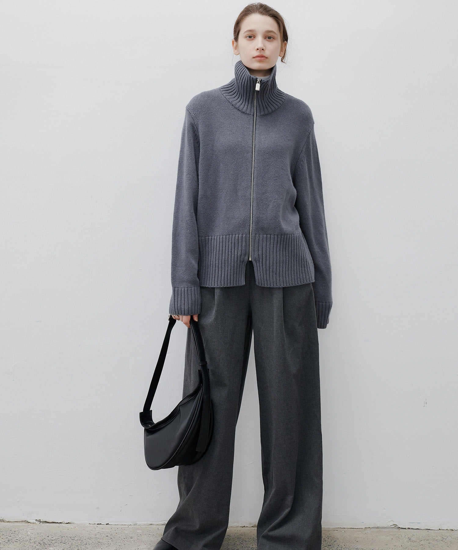 Ribbed Knit Zip-Up Top