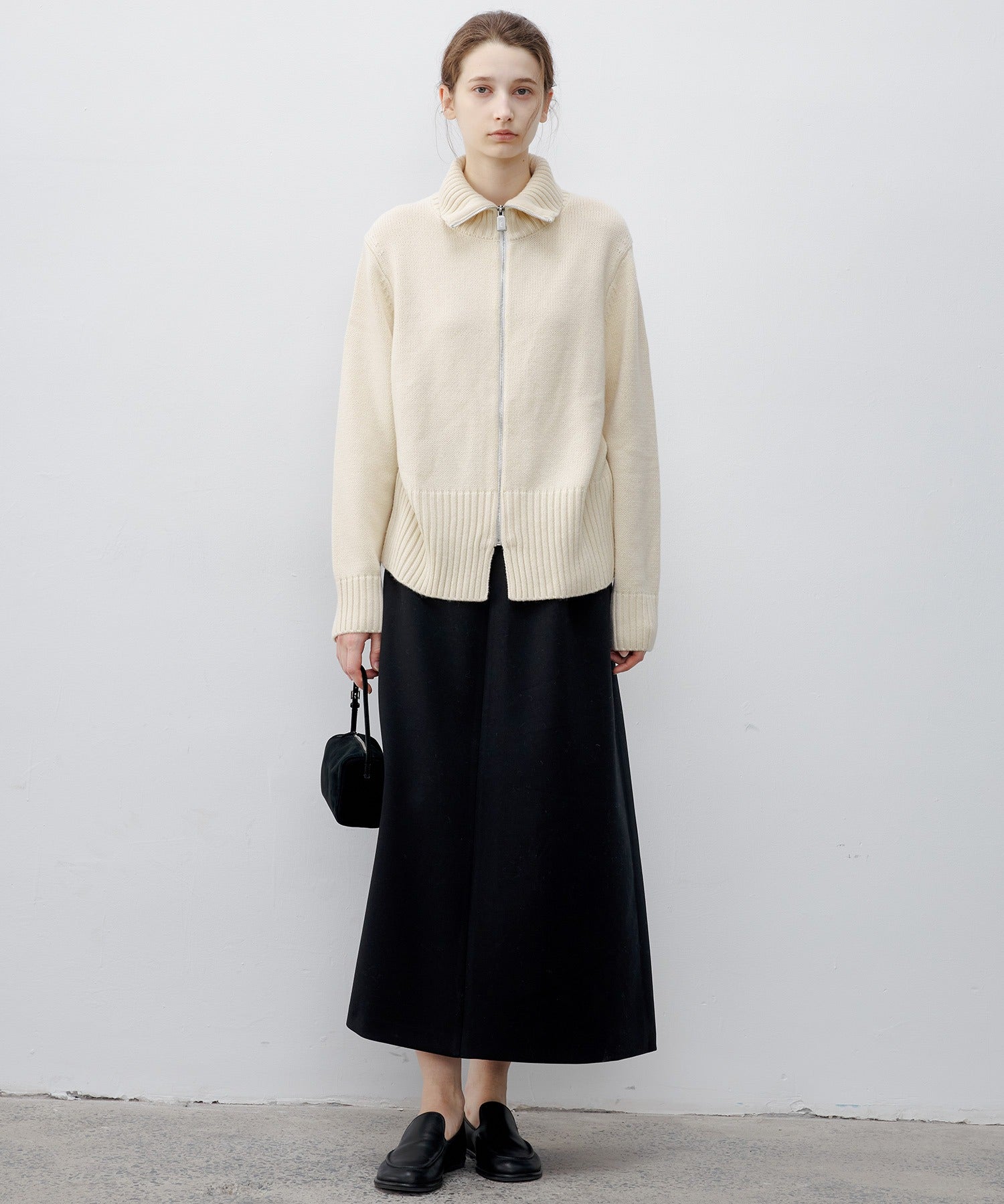 Ribbed Knit Zip-Up Top