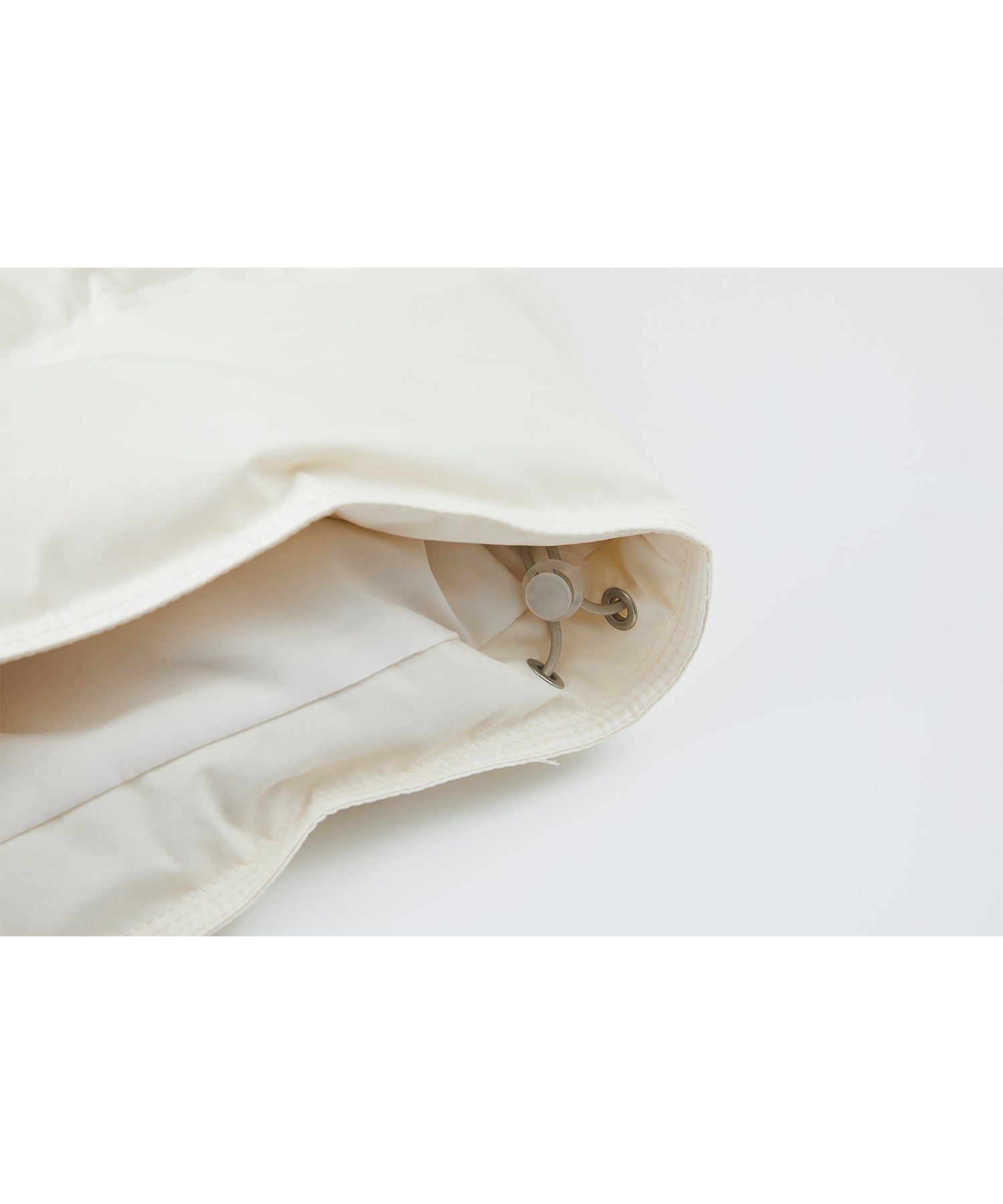 Drop Shoulder Short Puffer with Shaped Waist Design