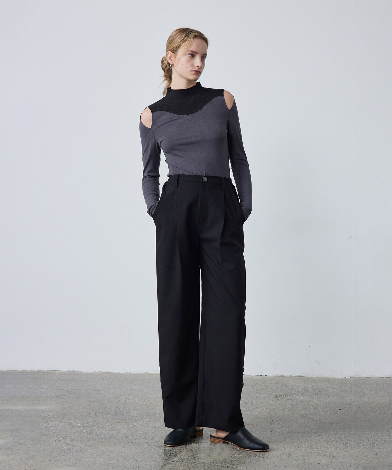 Accent Button Straight Basic Pants