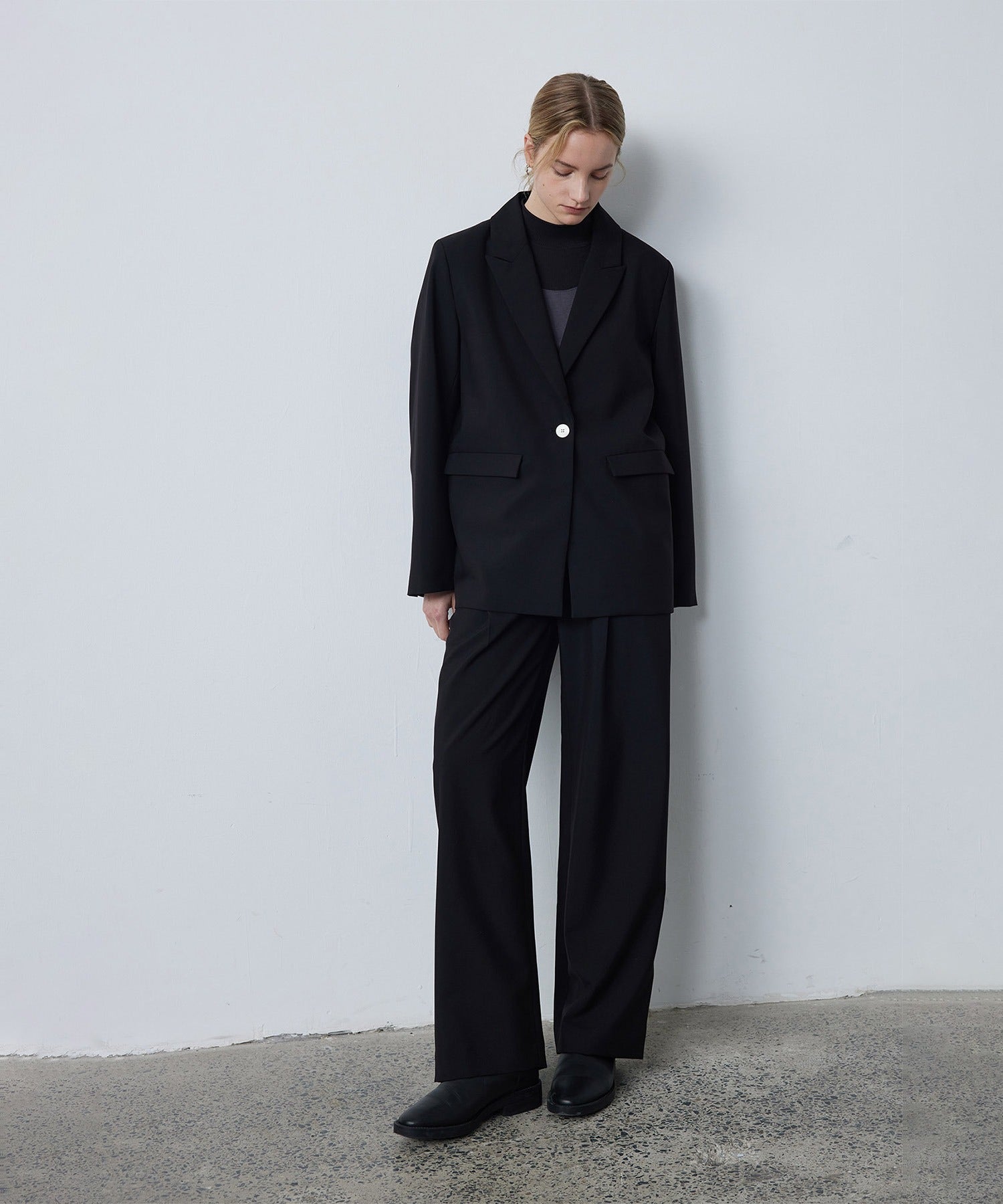 Accent Button Straight Basic Pants