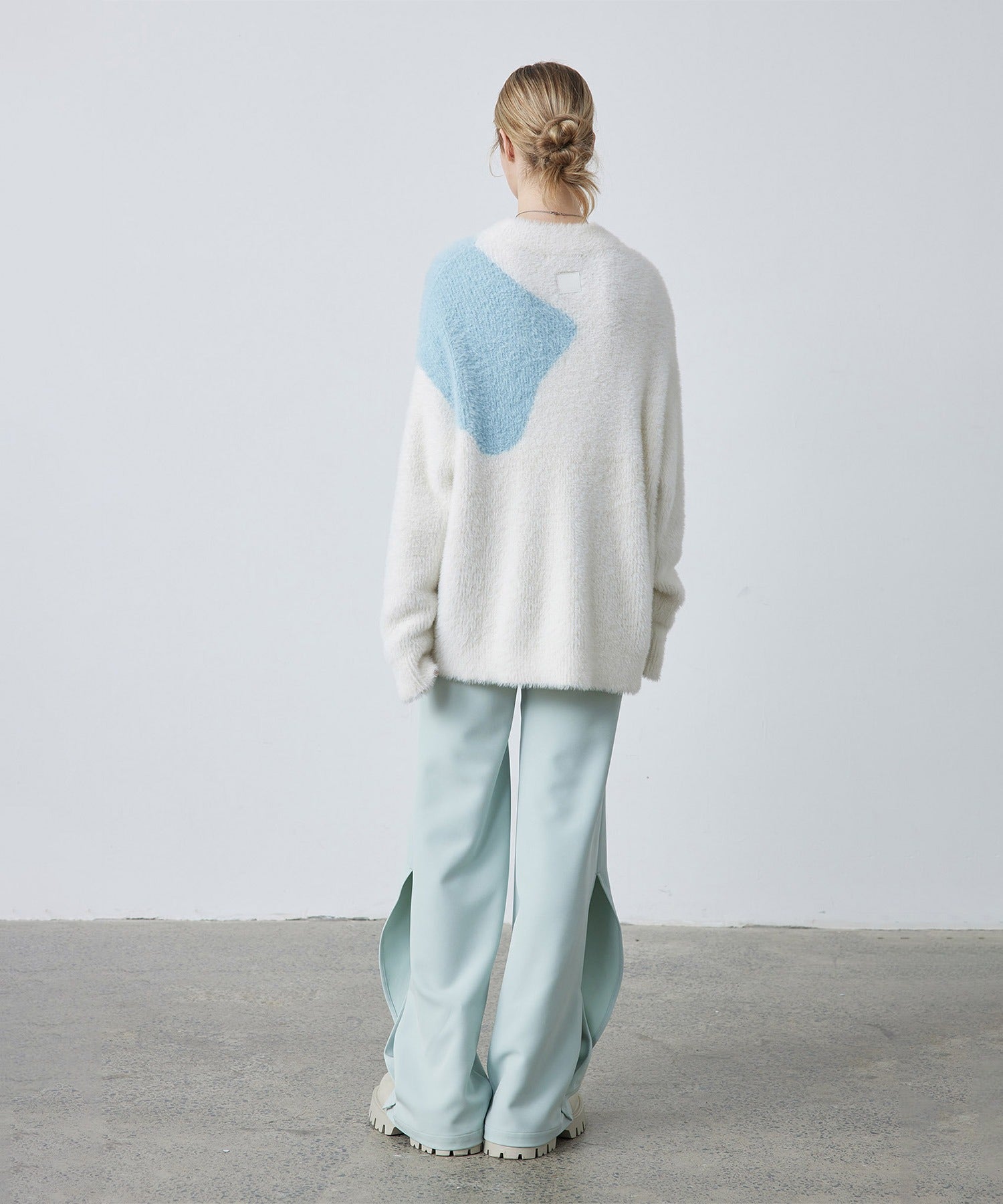 Wave Bicolor Slim Fit Knit Pullover