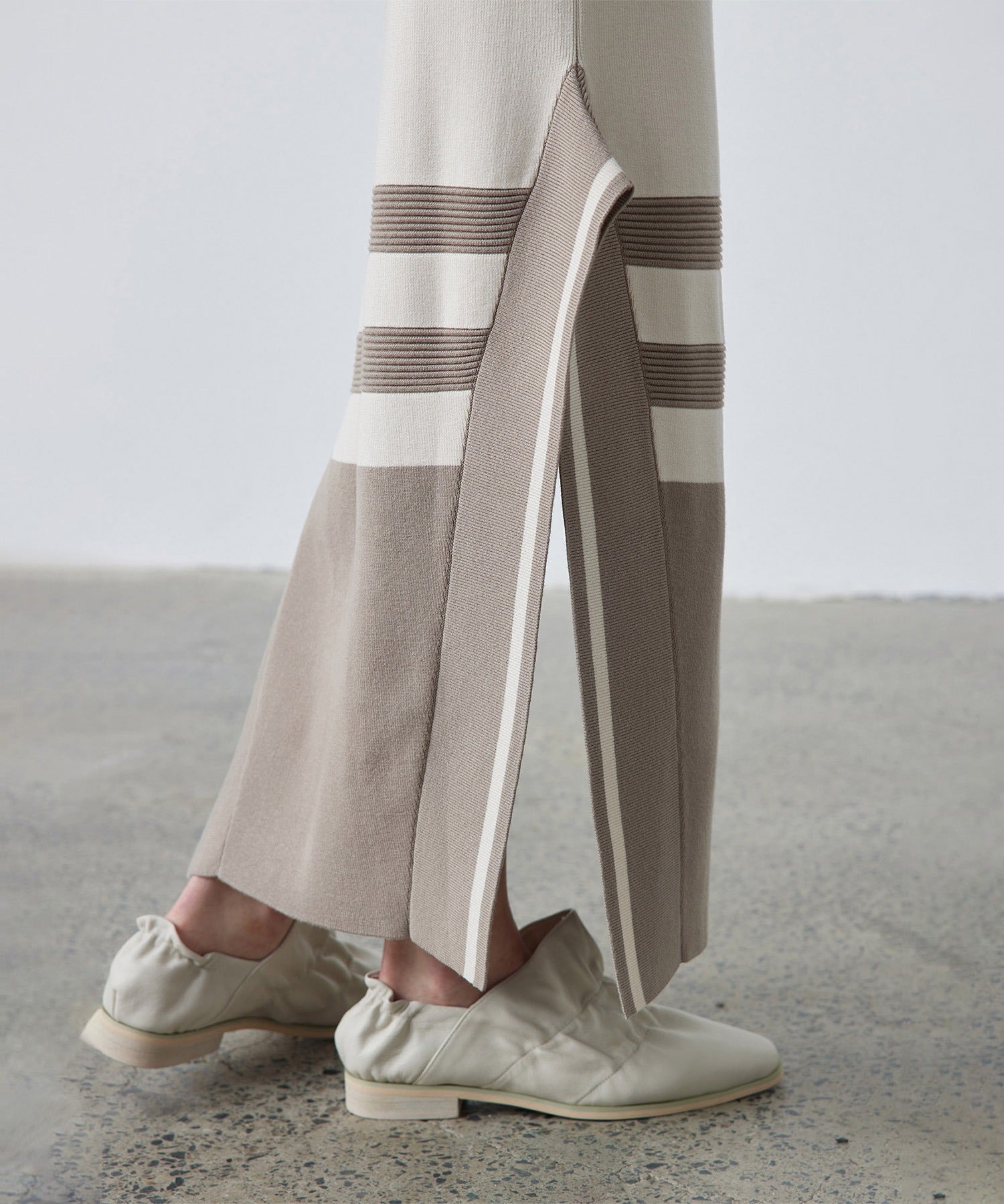 Bicolor Block Square Hem Knit Dress