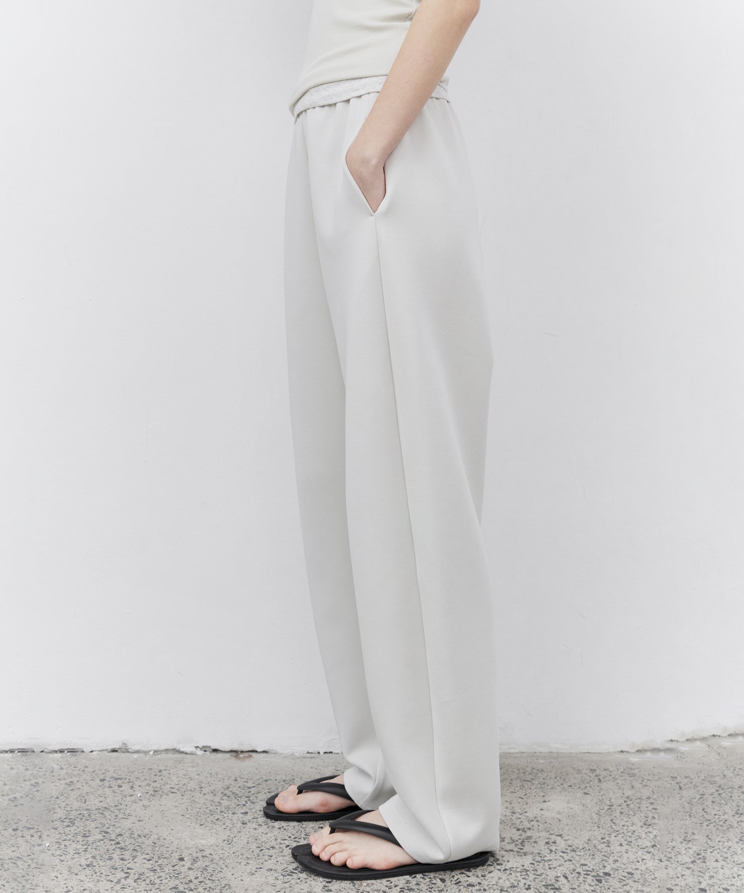 Curved Silhouette Jersey Wide Pants