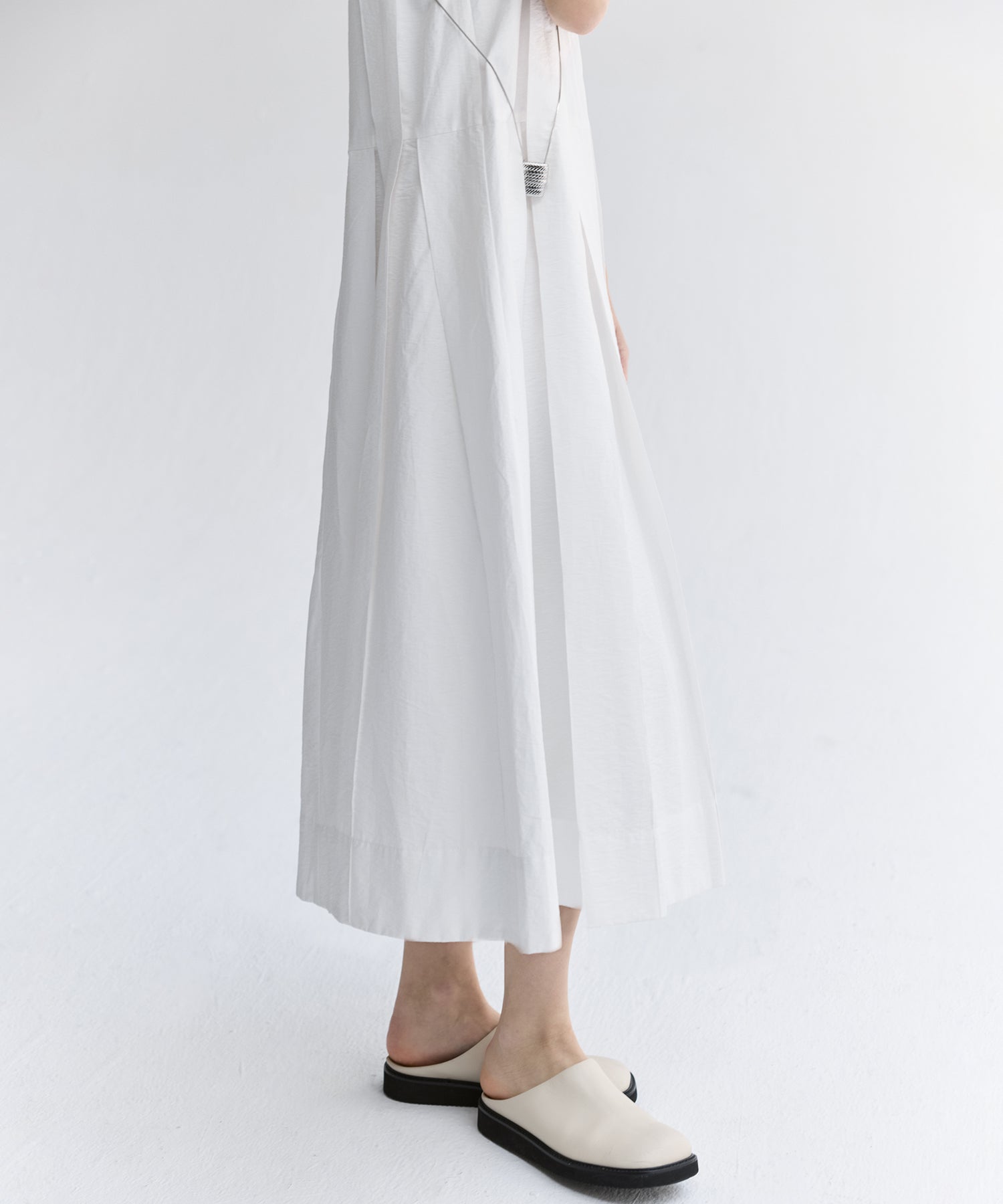 Tucked Sleeveless Long Dress