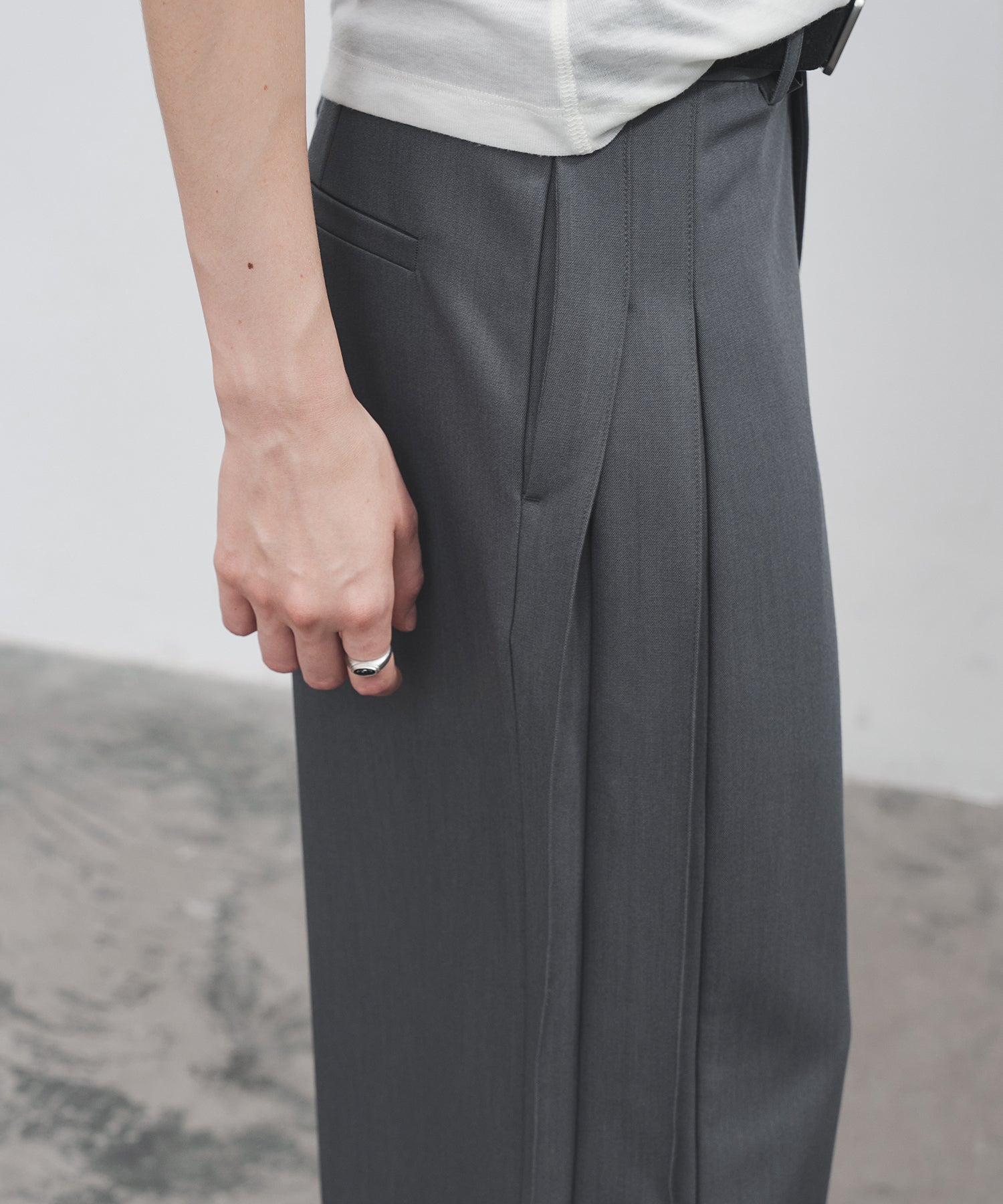 Side Pleat Wide Slacks