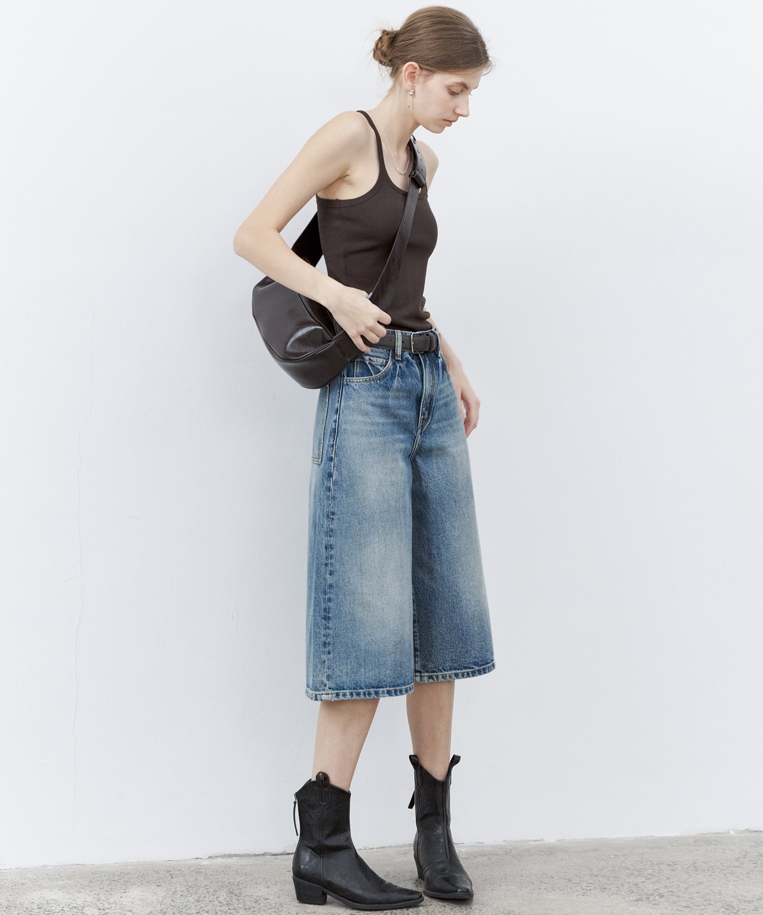 Stretch Ribbed U-Neck Tank Top