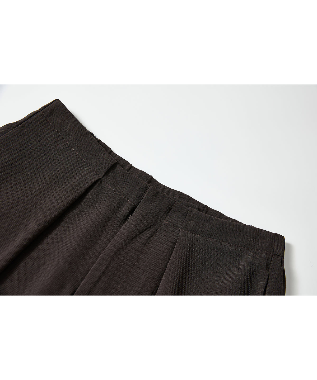 「10月下旬出荷予定」Tuck Detail Adjustable Hem Wide Pants