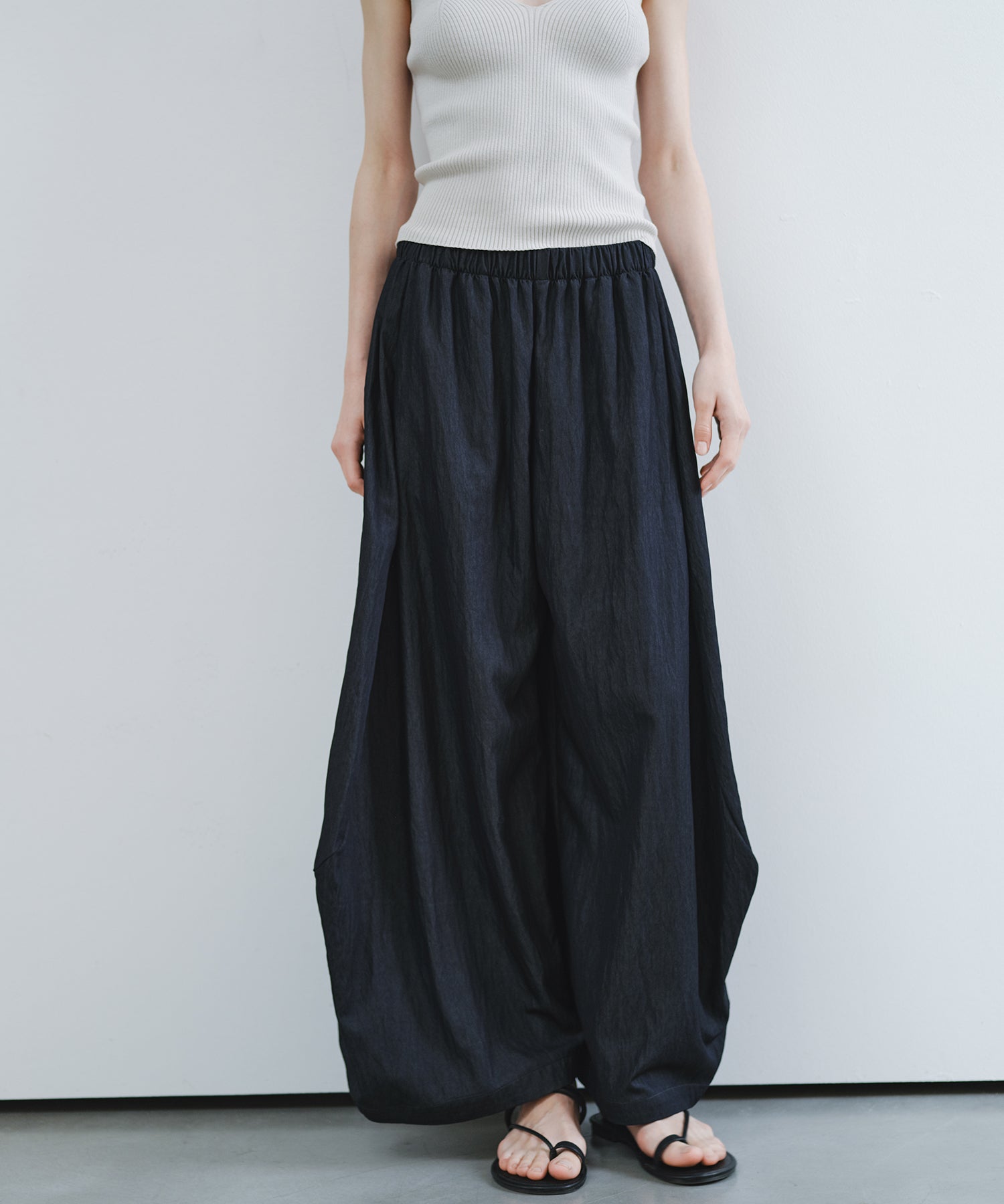 「6月上旬~中旬出荷」Nuanced Draped Wide Pants