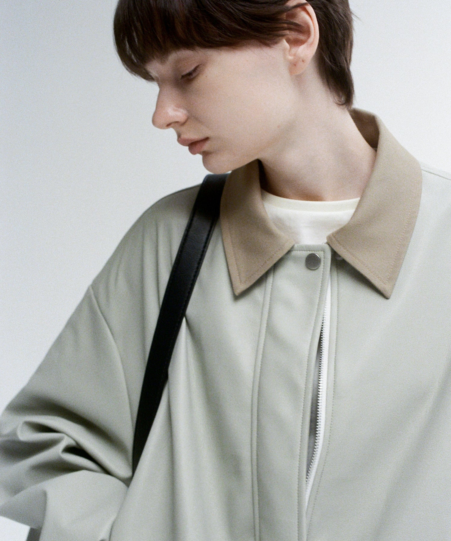 Contrast Collar Cropped Faux Leather Jacket