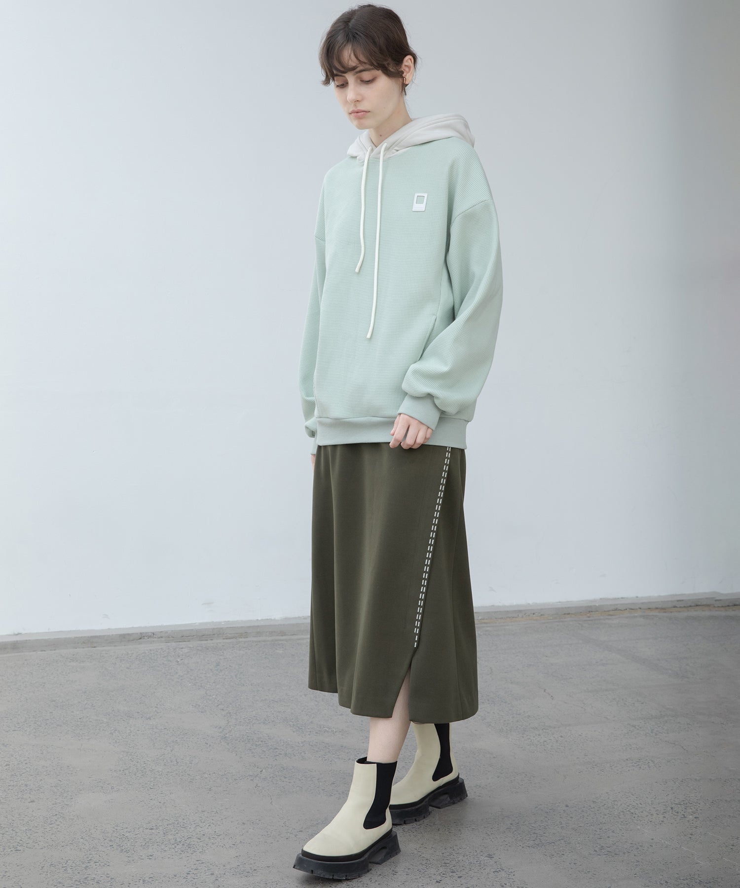 Color scheme stitch wrap design semi-flare skirt