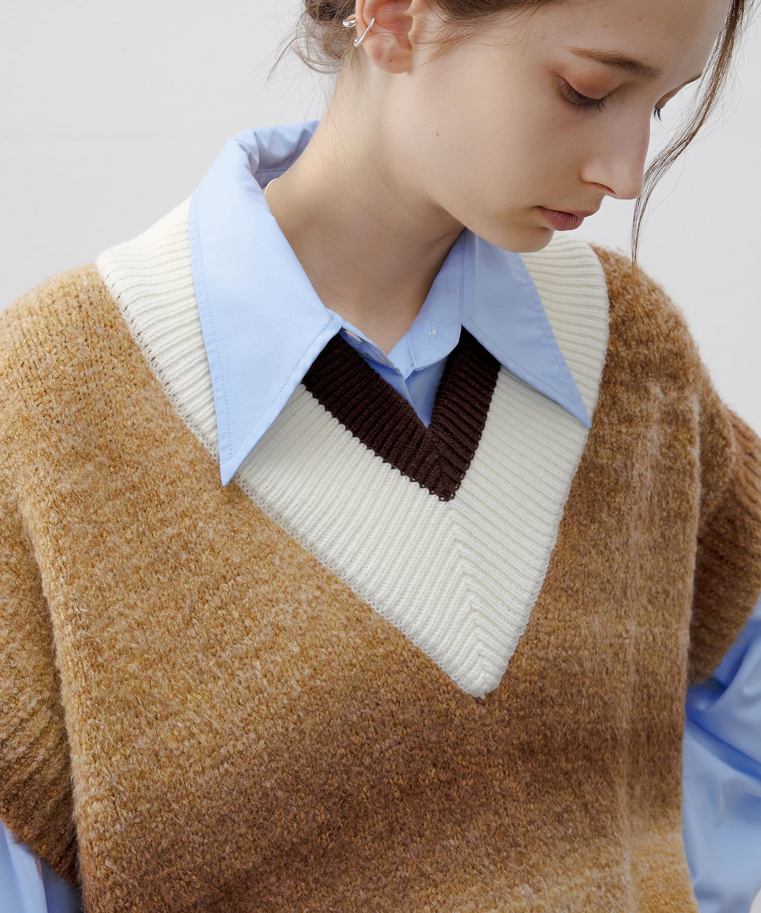 V-Shape Gradient Knit Tank Top