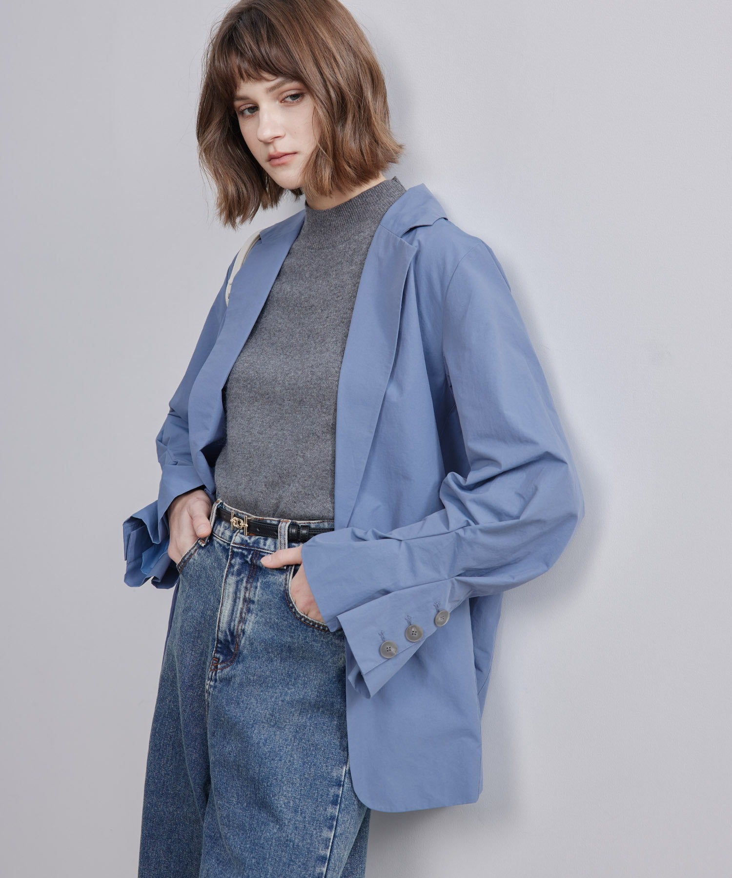 Sleeve-Tucked Single Jacket