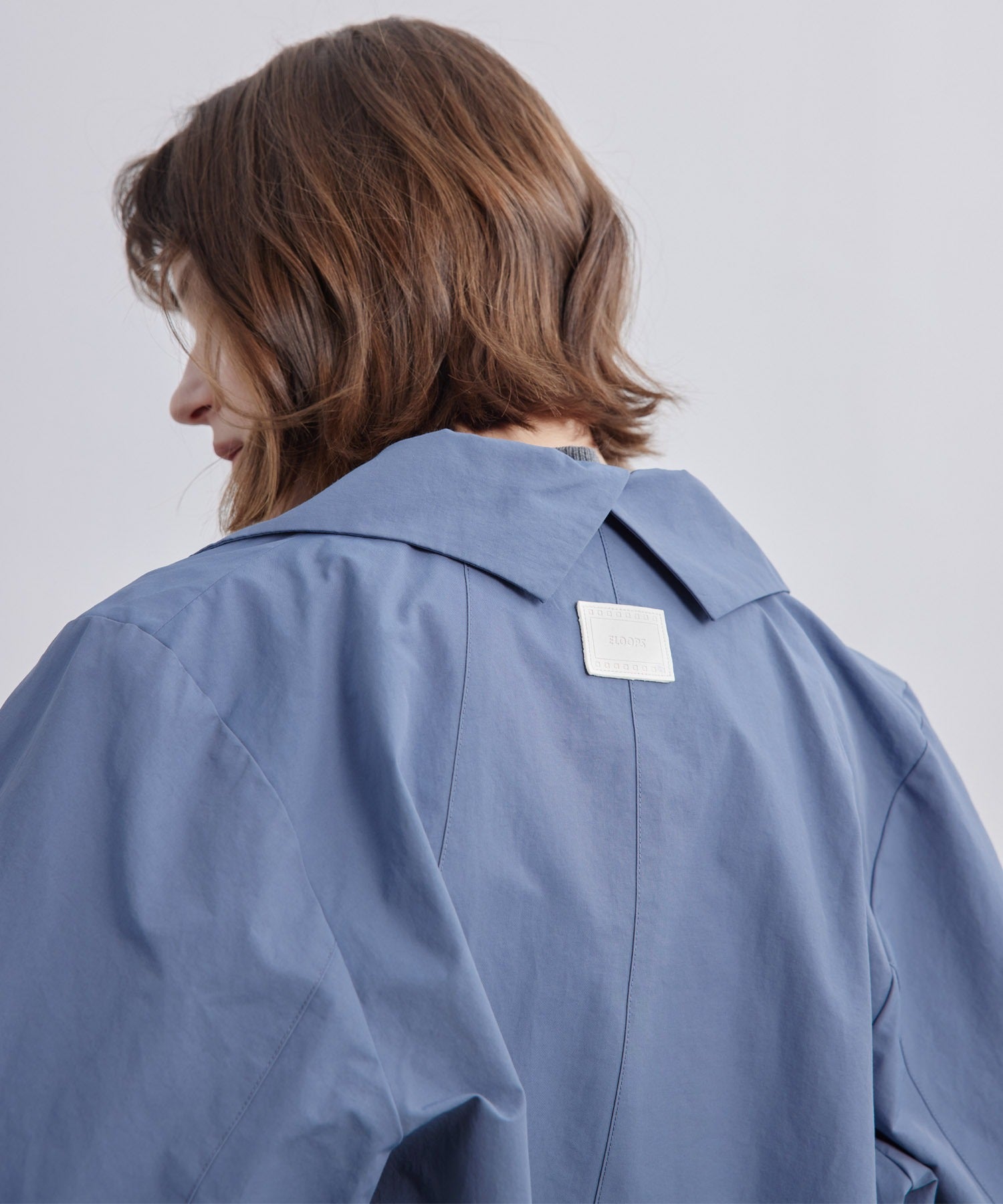 Sleeve-Tucked Single Jacket