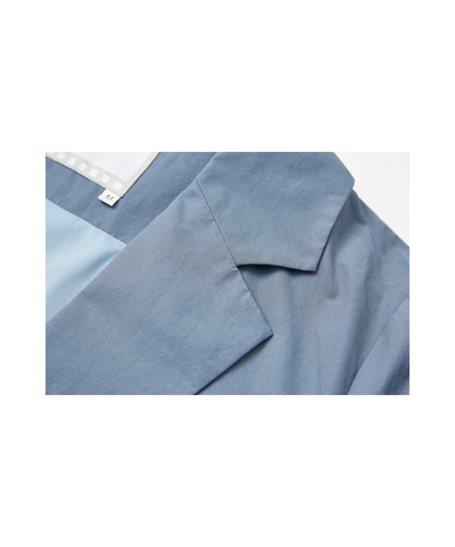 Sleeve-Tucked Single Jacket