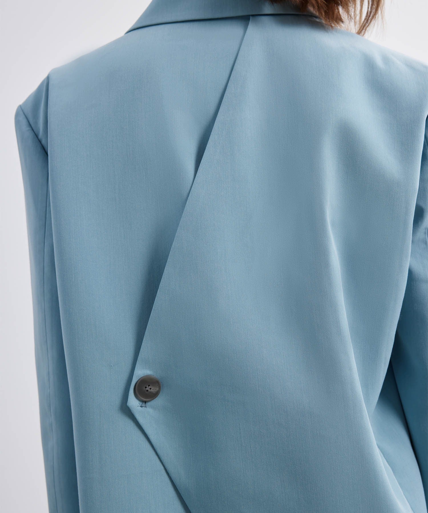 Back-Open Single Jacket