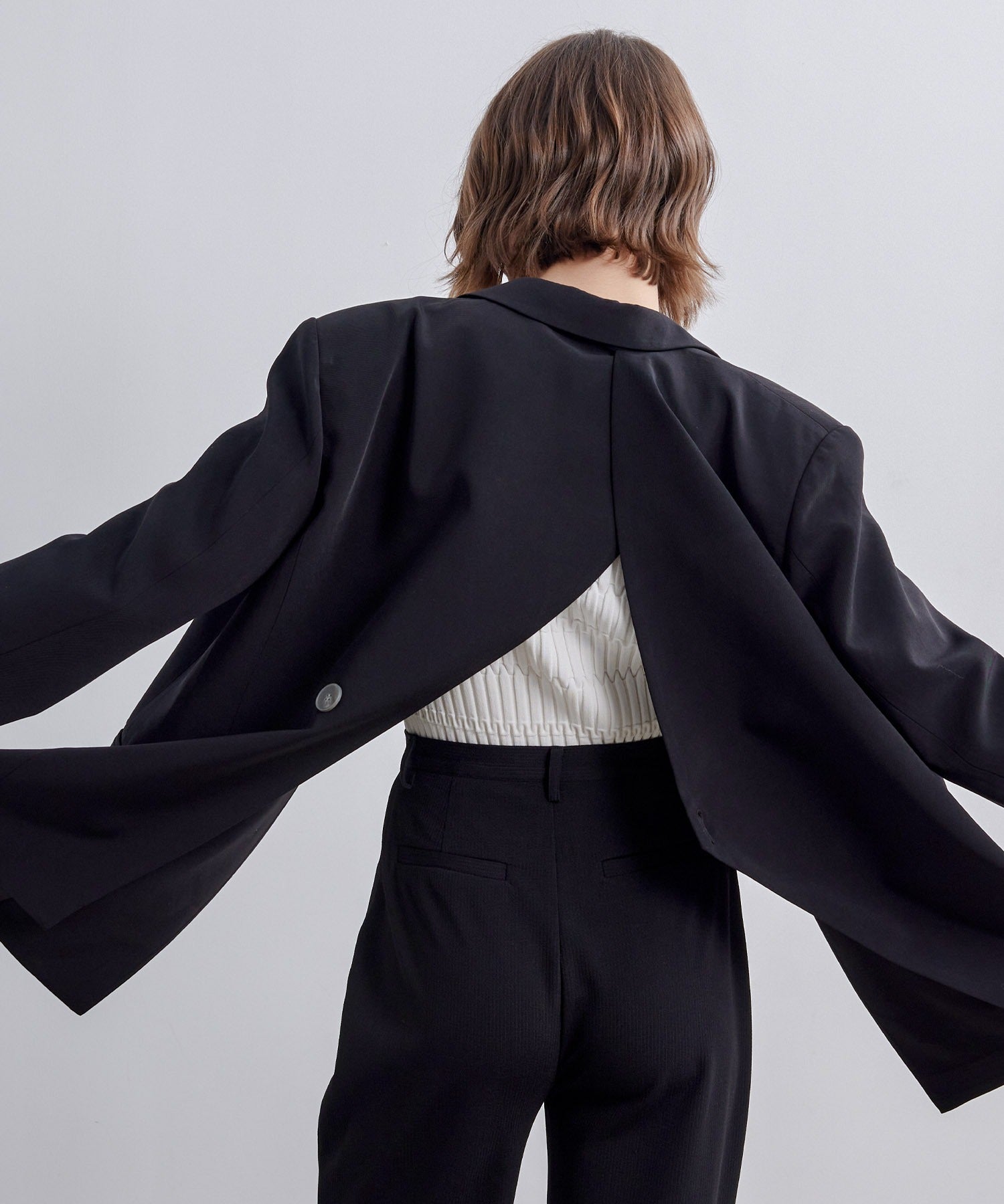 Back-Open Single Jacket