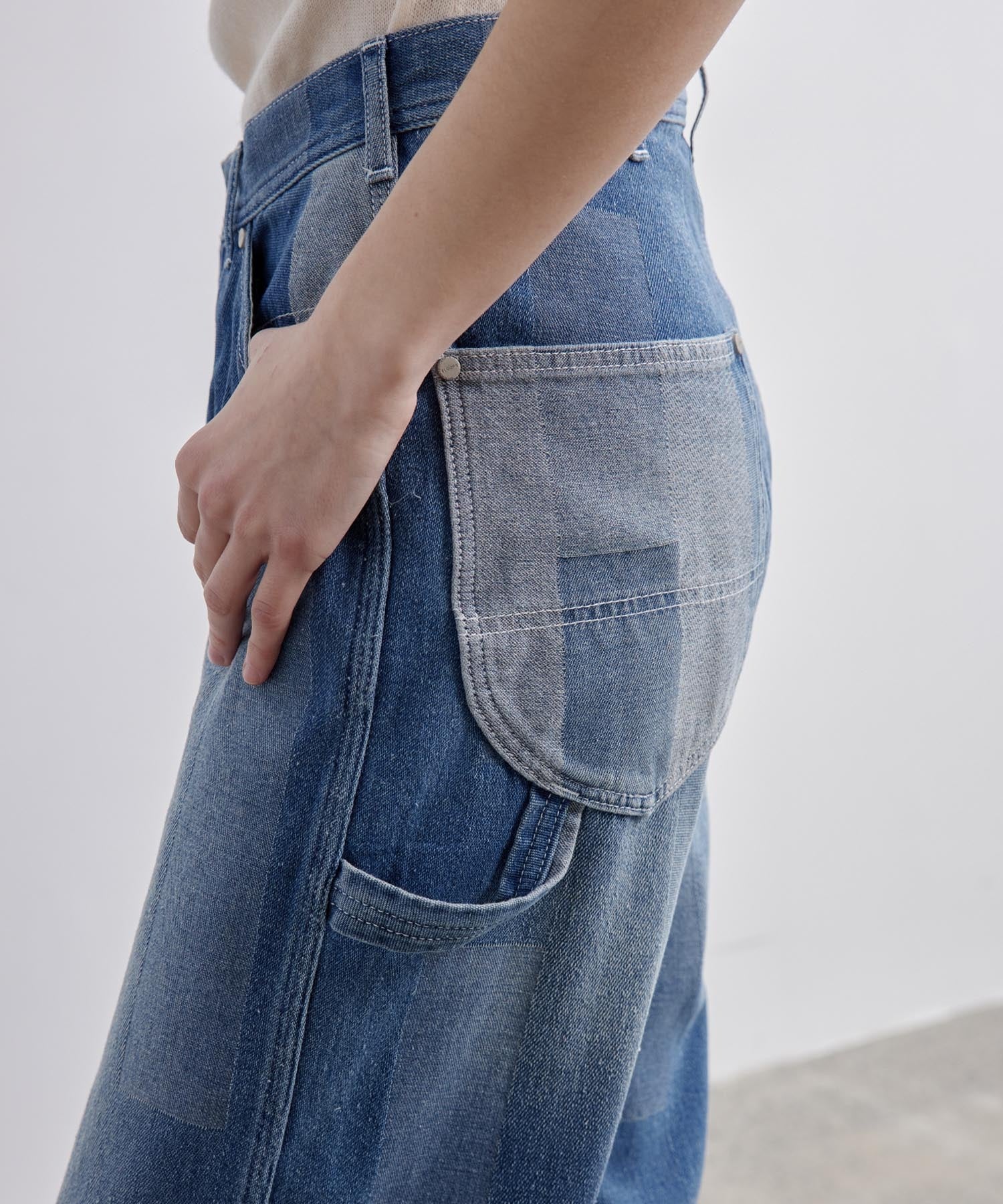 Patchwork-like Vintage Wash Denim Pants