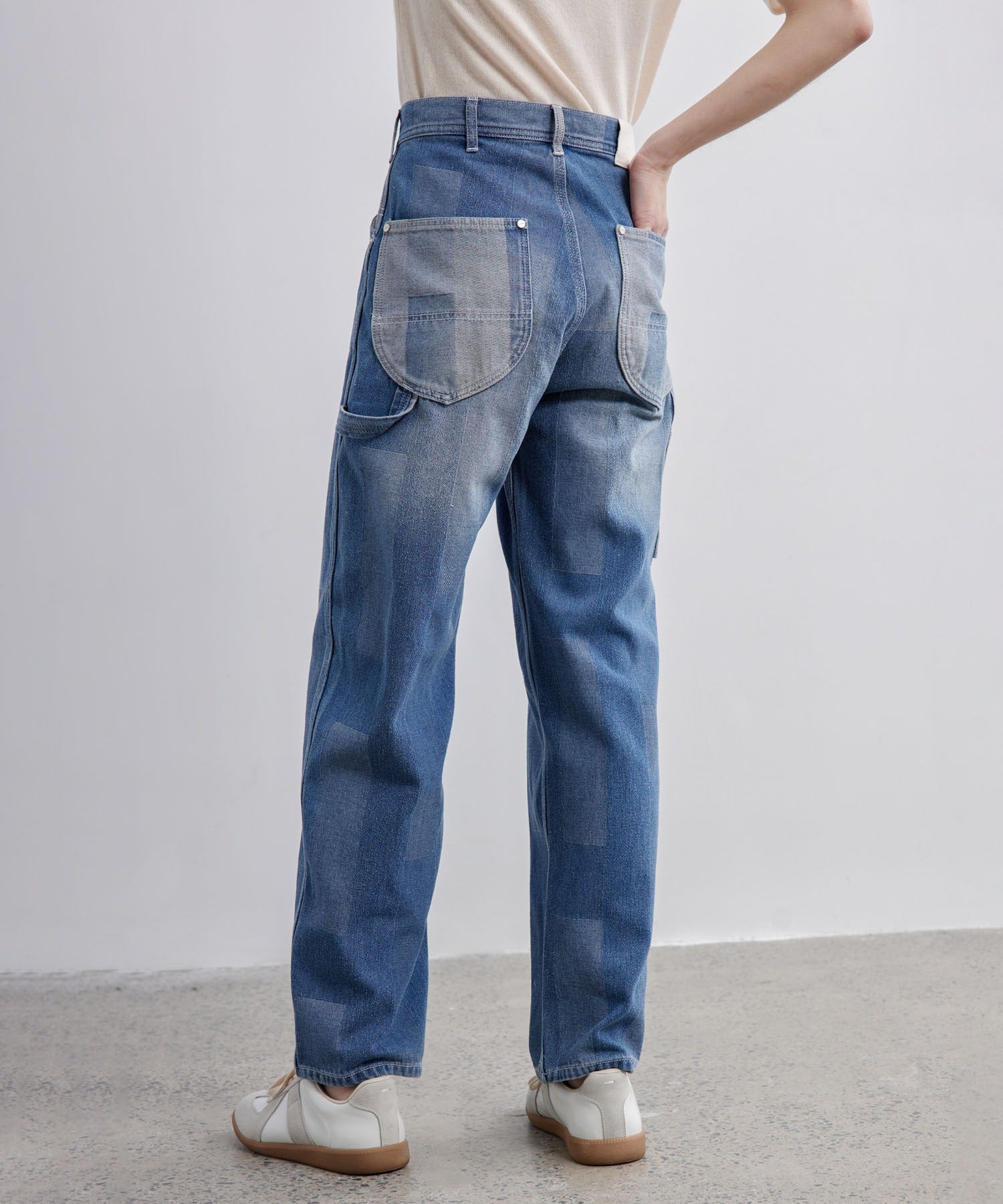 Patchwork-like Vintage Wash Denim Pants