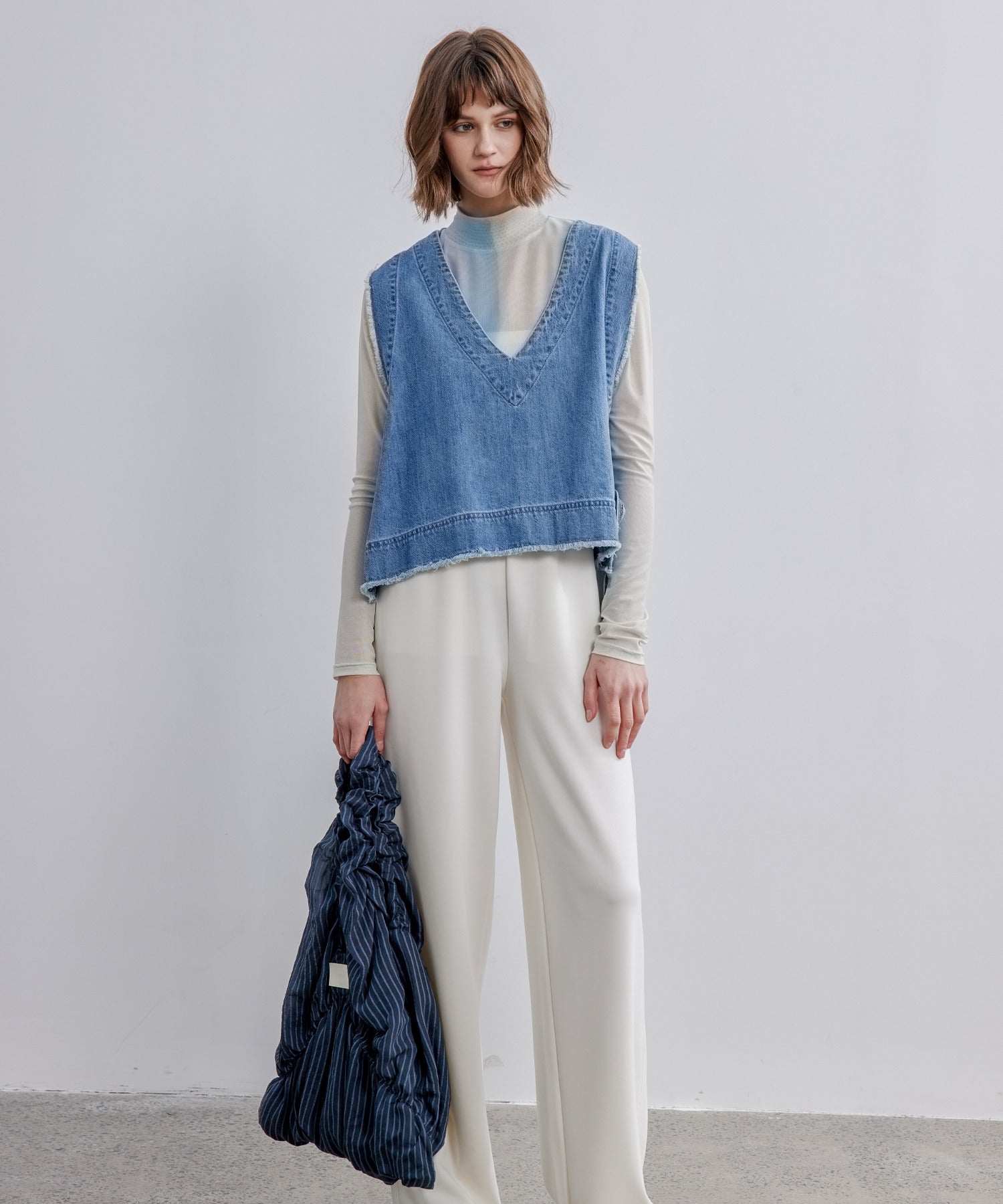 Cut-Off Fringe Nuance Denim Vest