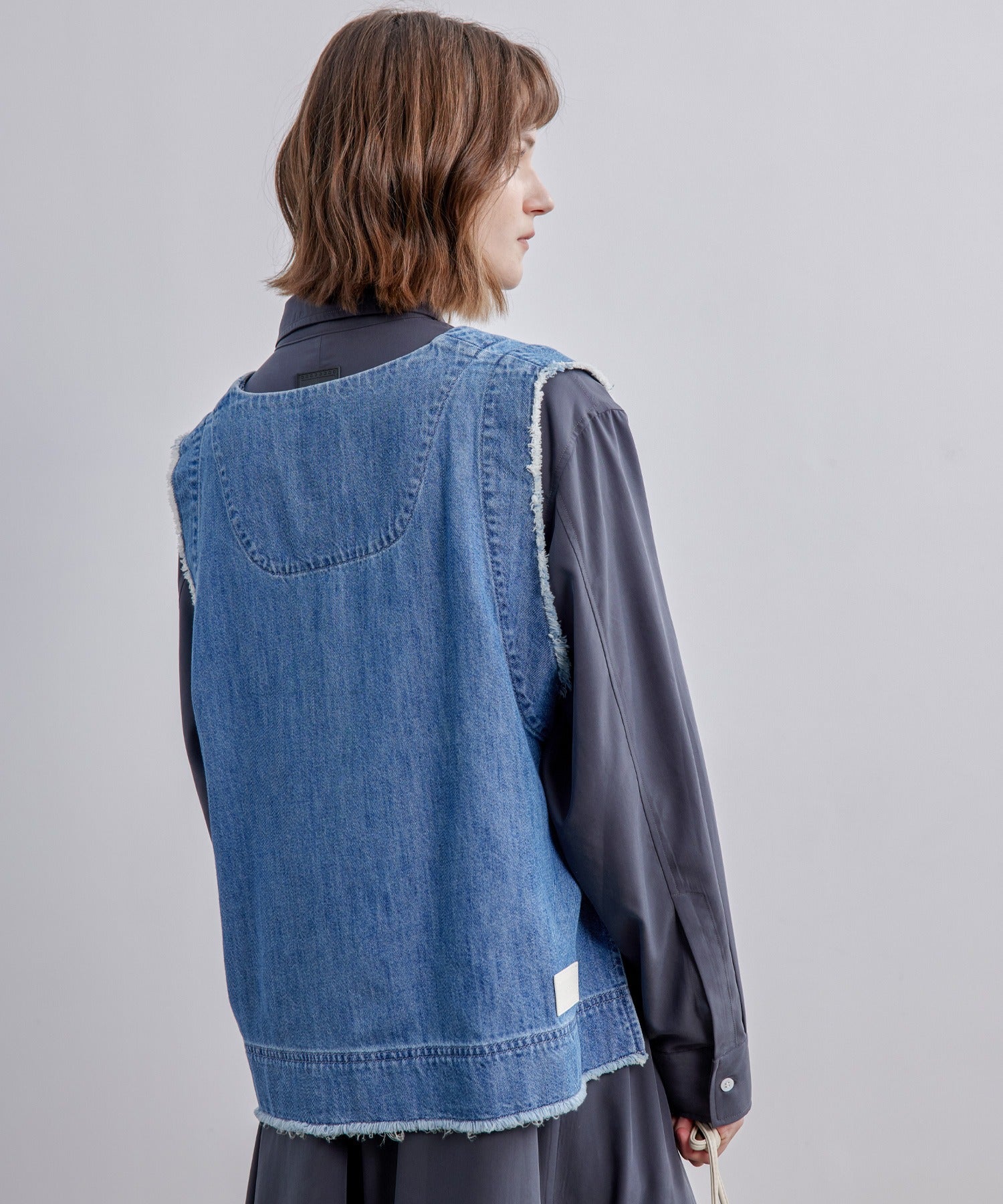 Cut-Off Fringe Nuance Denim Vest