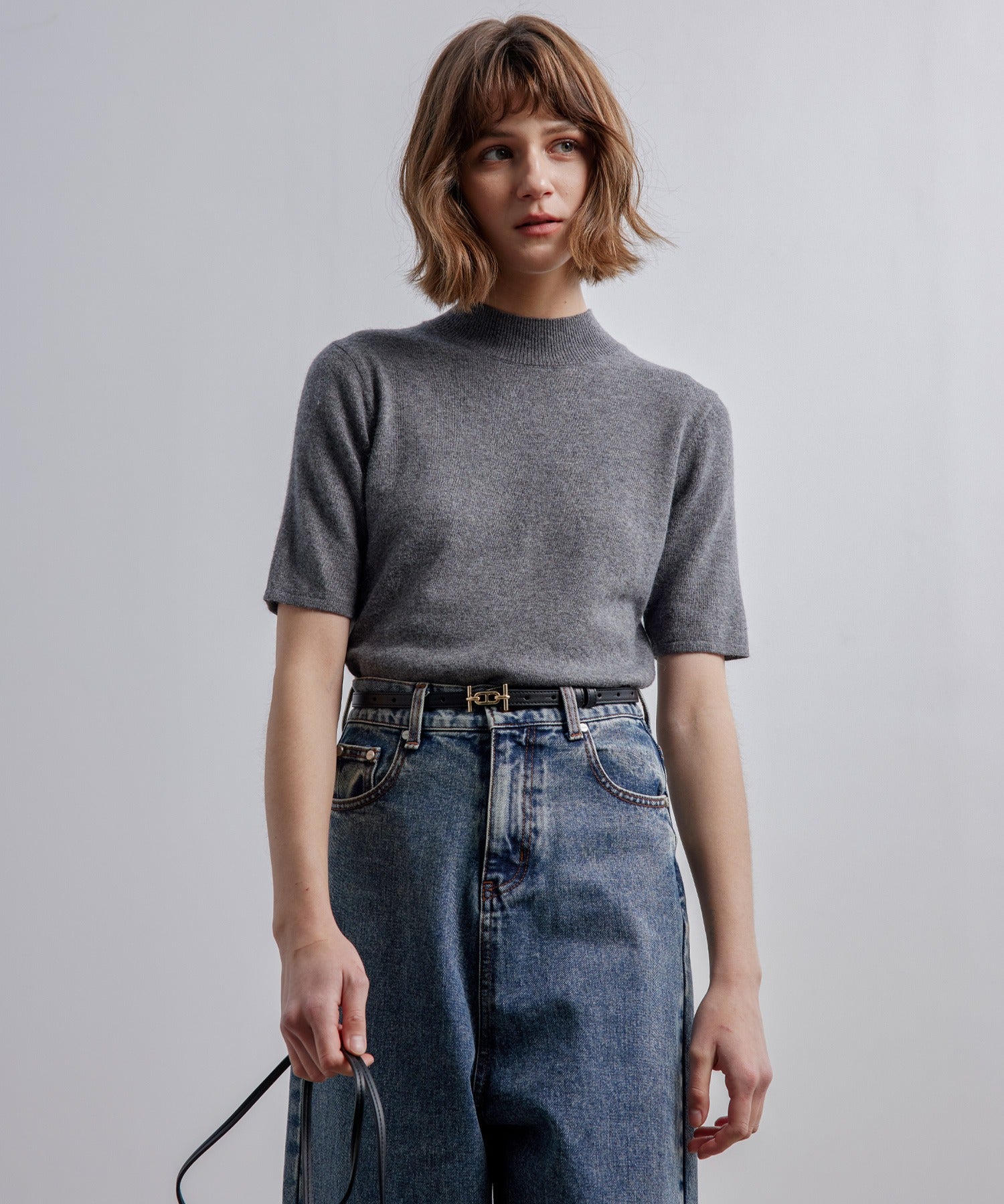 Crew Neck Fitted Knit T-Shirt / Pullover