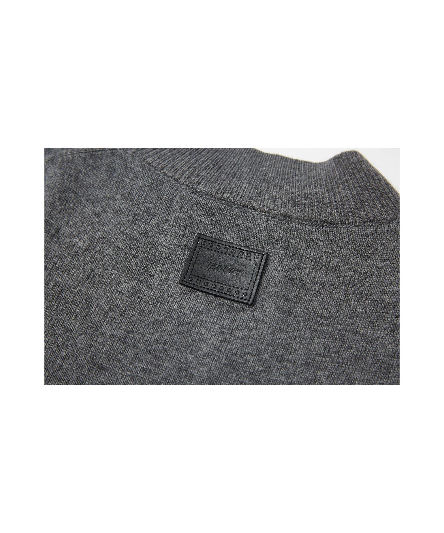 Crew Neck Fitted Knit T-Shirt / Pullover