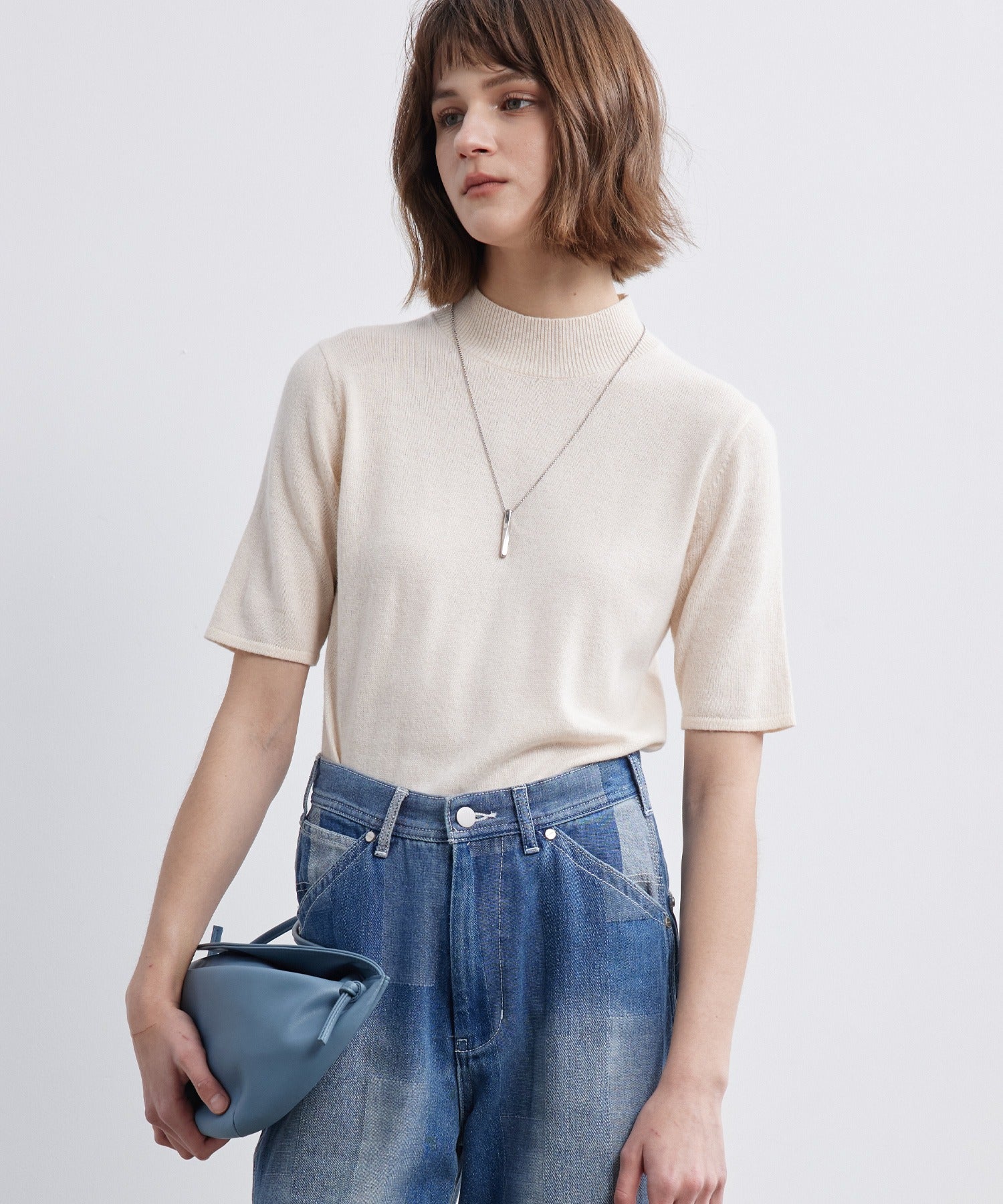 Crew Neck Fitted Knit T-Shirt / Pullover
