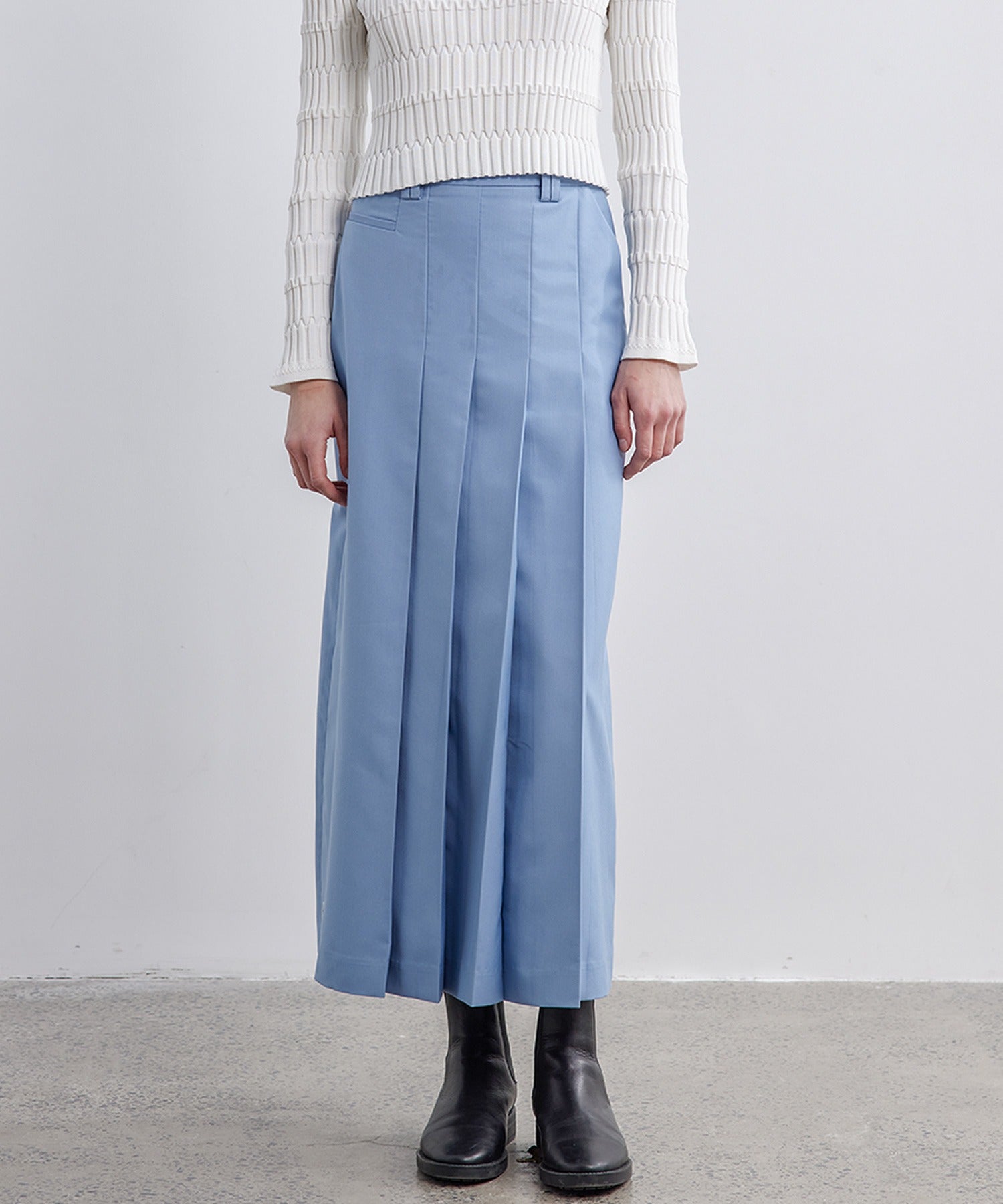 Front Tuck Flared Skirt