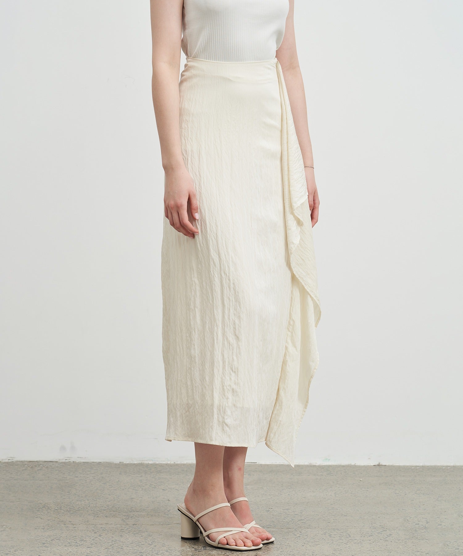 Side Frill Drape Skirt