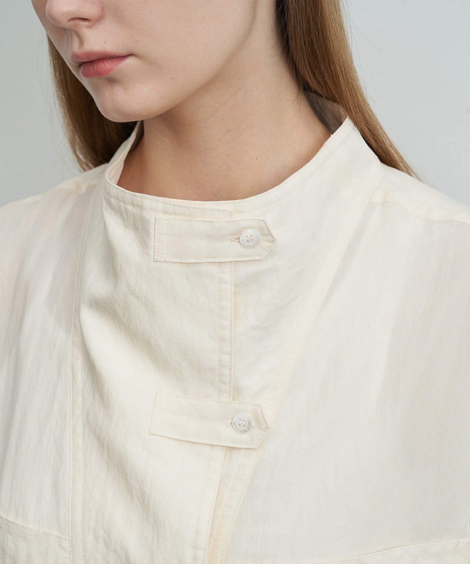 Mock Neck Washed Big Pocket Shirt
