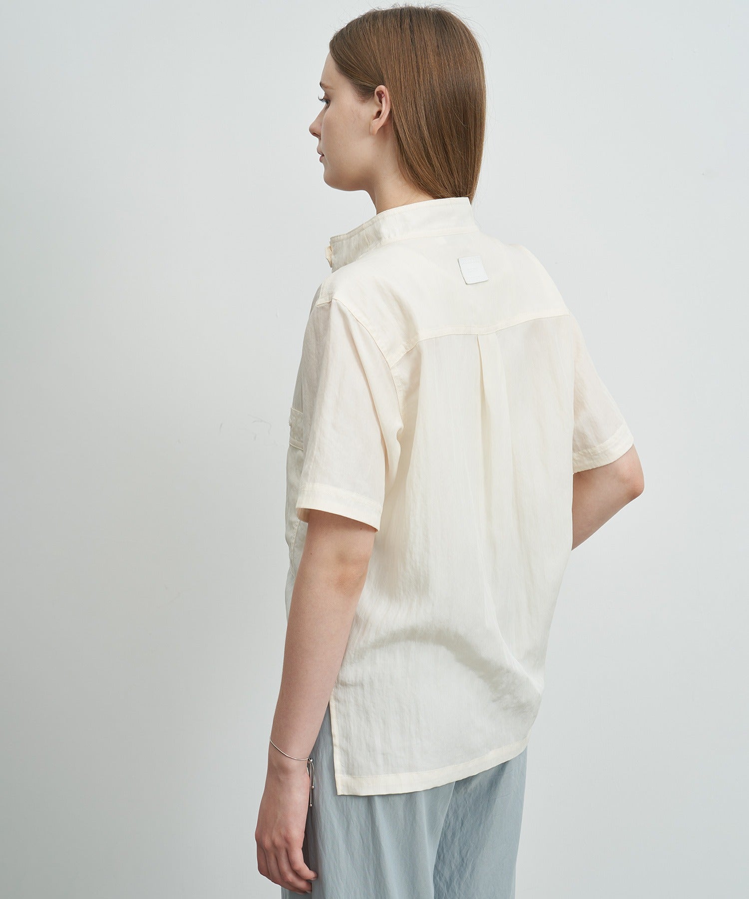 Mock Neck Washed Big Pocket Shirt