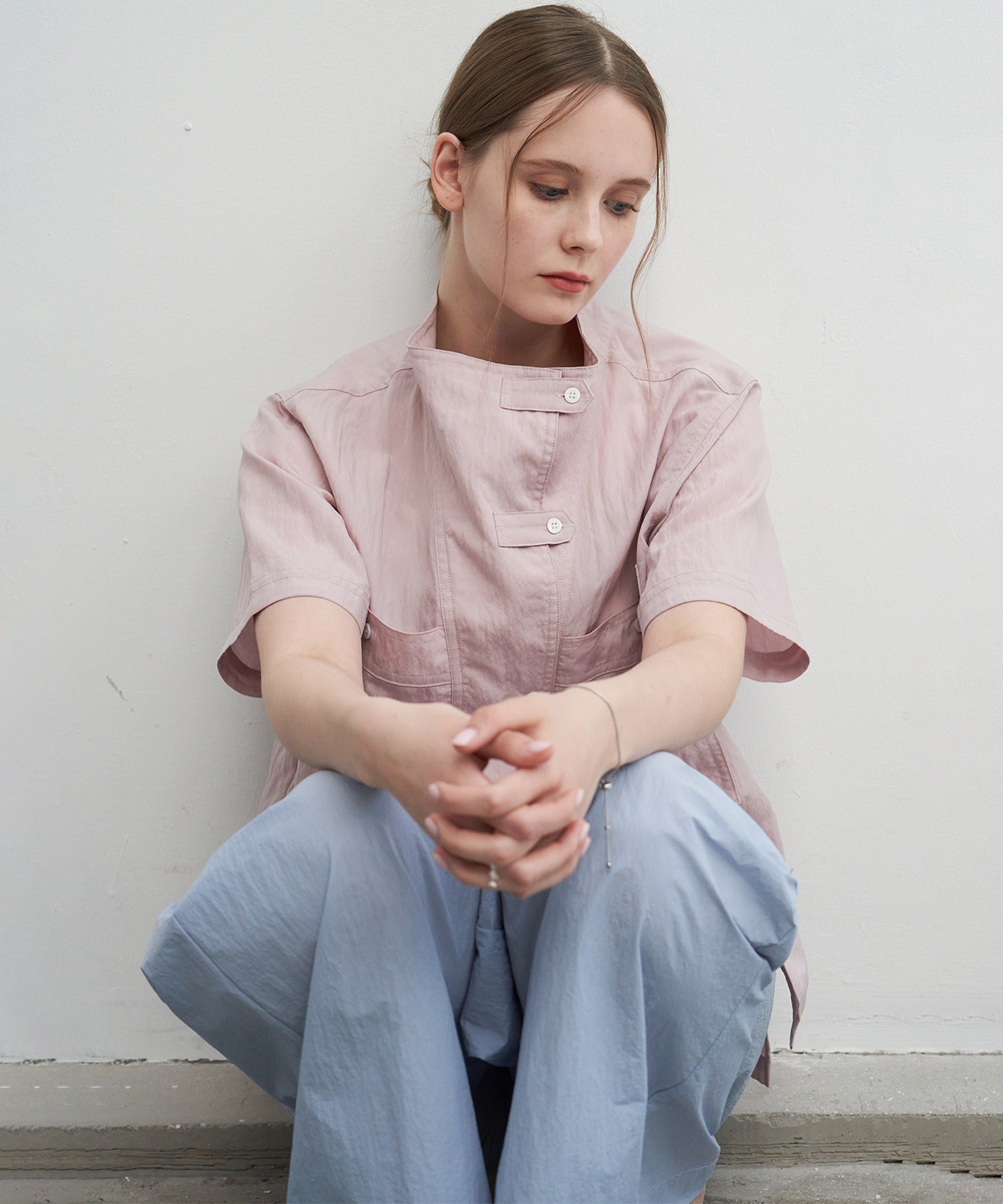 Mock Neck Washed Big Pocket Shirt