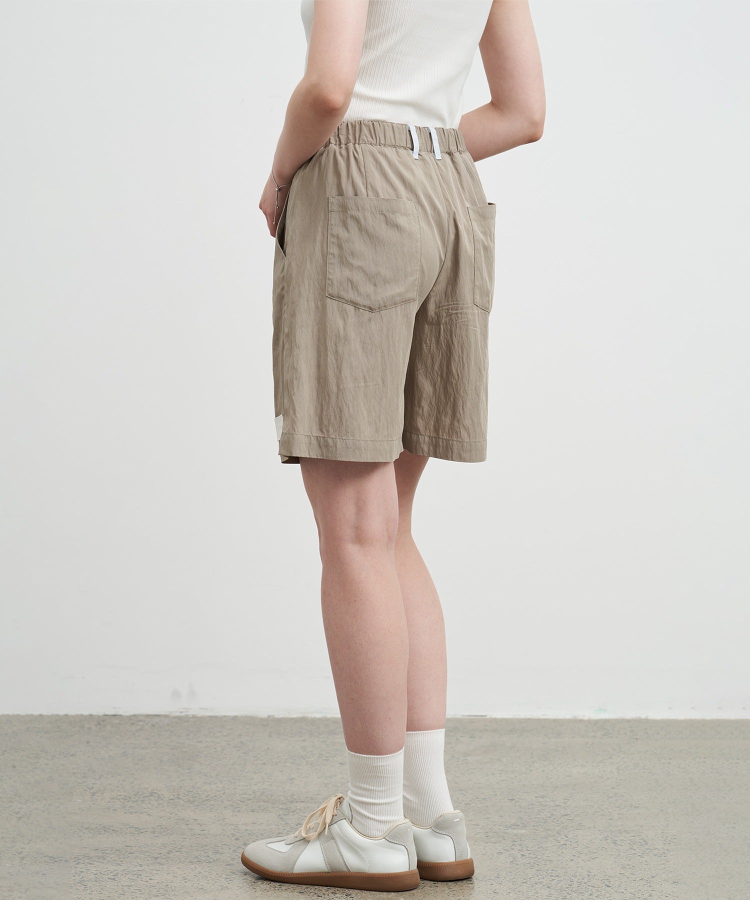 Belt Detail Darted Pants
